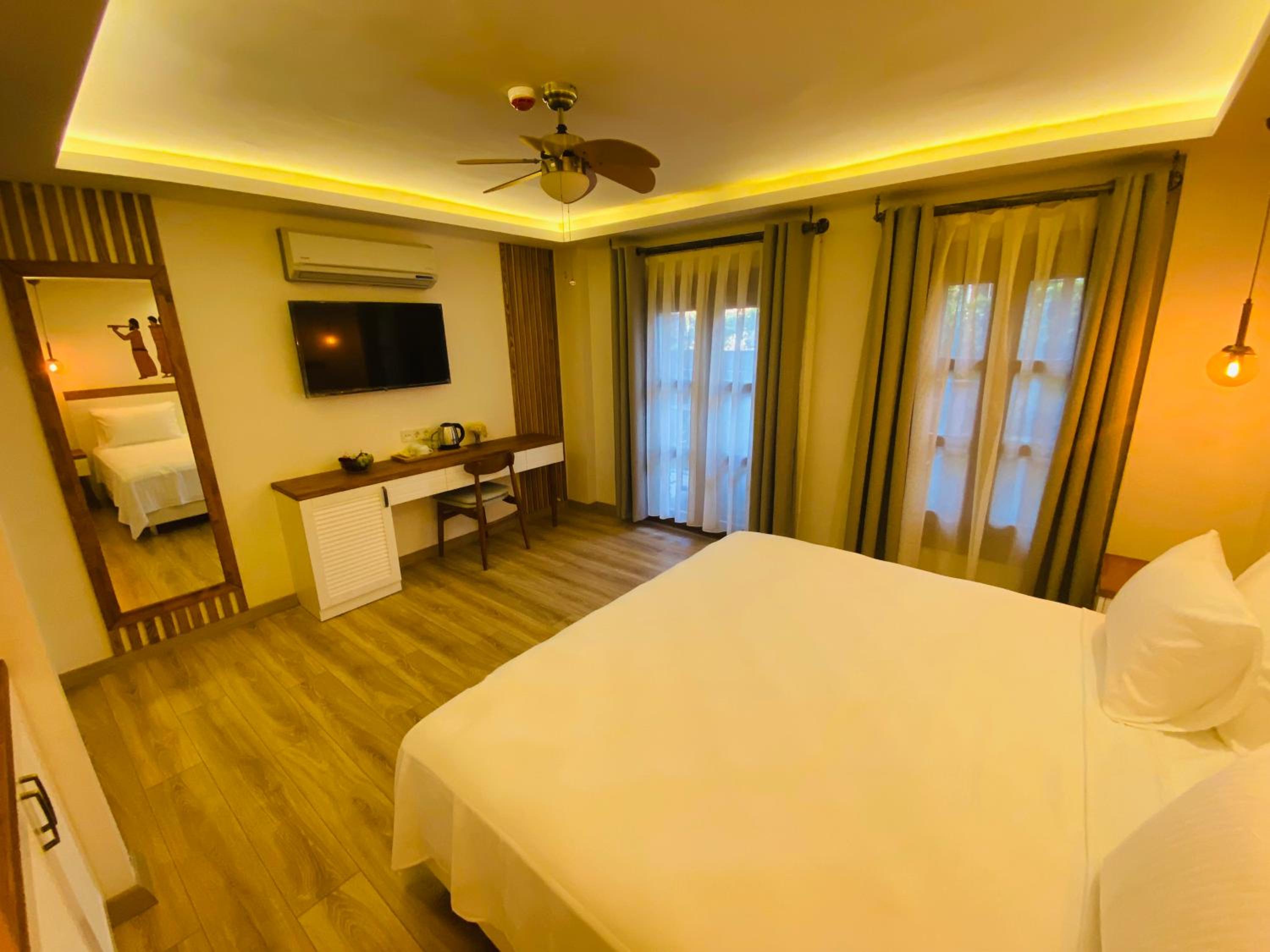 Deluxe Double or Twin Room with Garden View - Photo 6