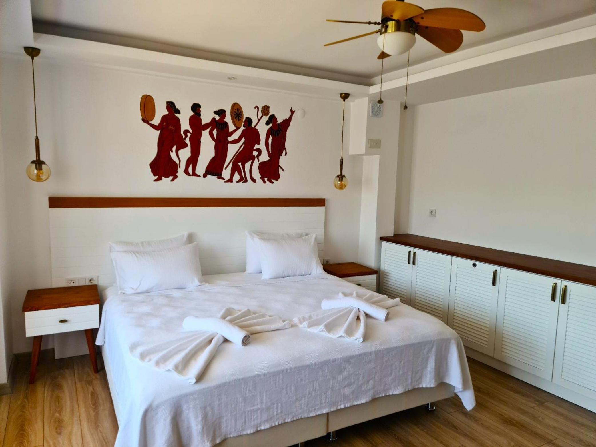 Superior Double or Twin Room - Photo 7