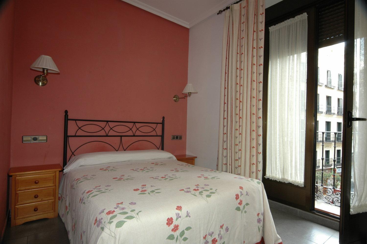 Double or Twin Room - Photo 2