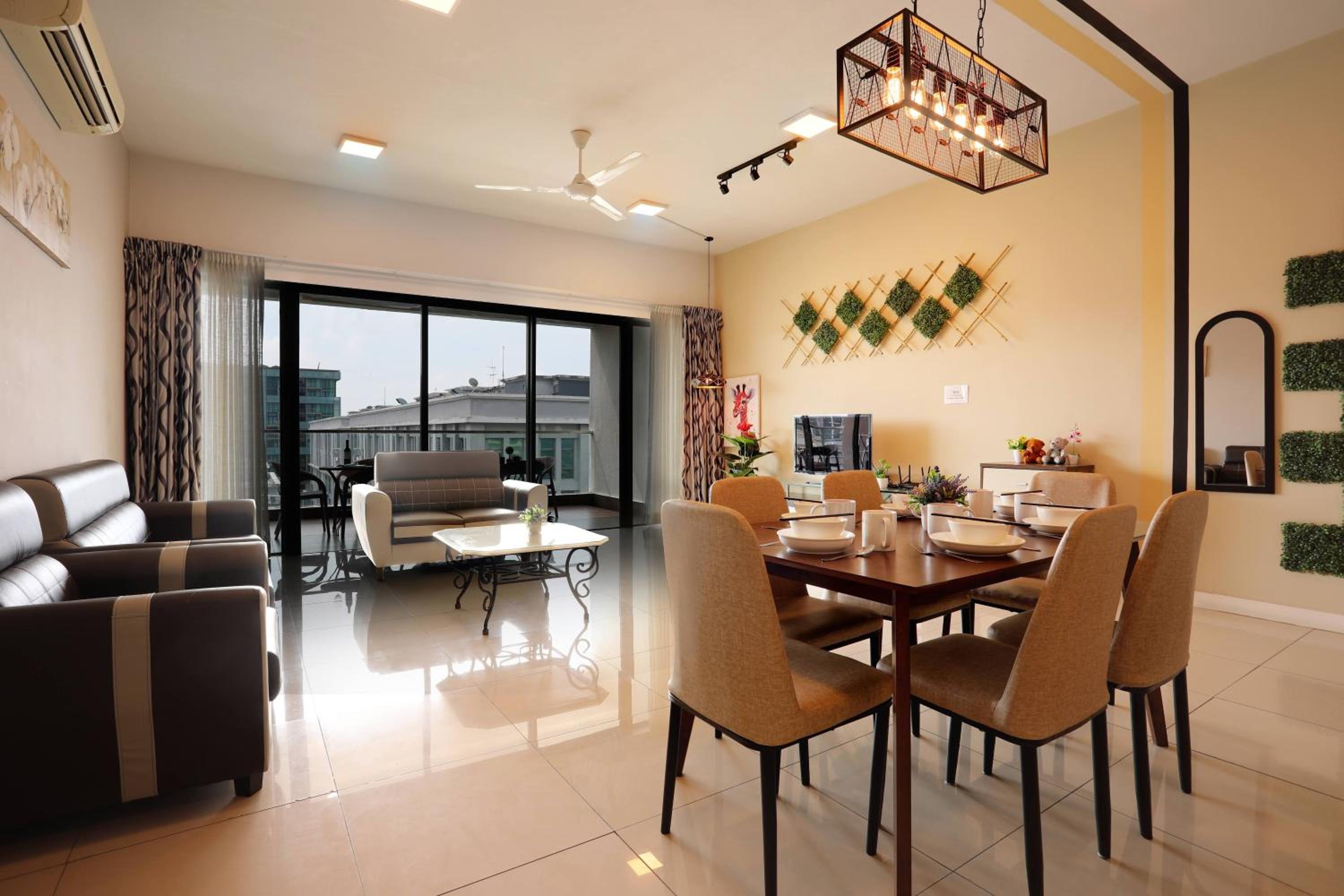 Three-Bedroom Apartment - Photo 7