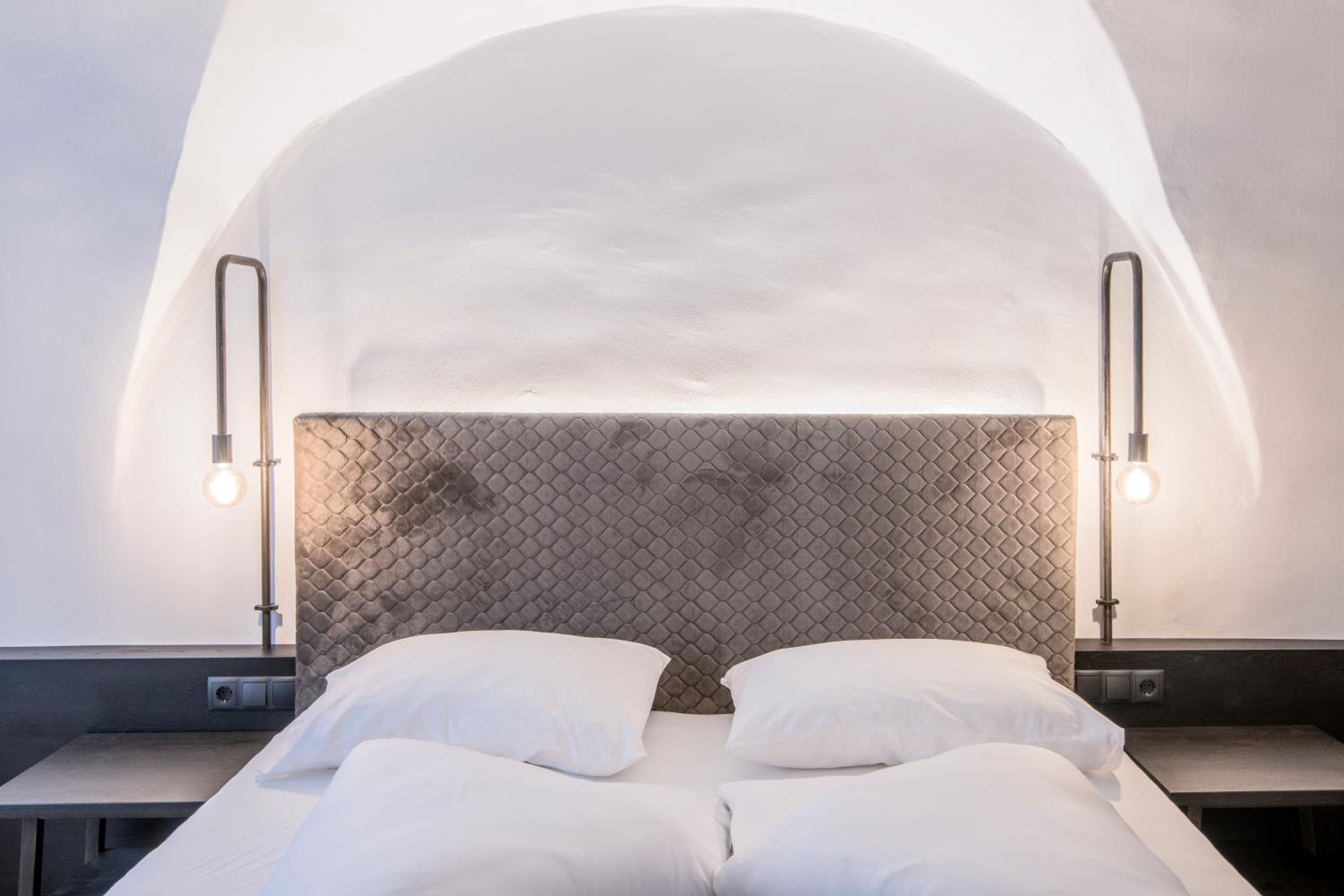 Deluxe Double or Twin Room photo 1