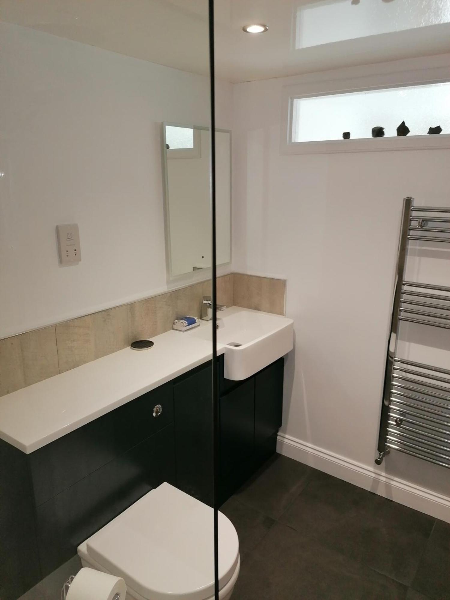 Three-Bedroom House photo 2