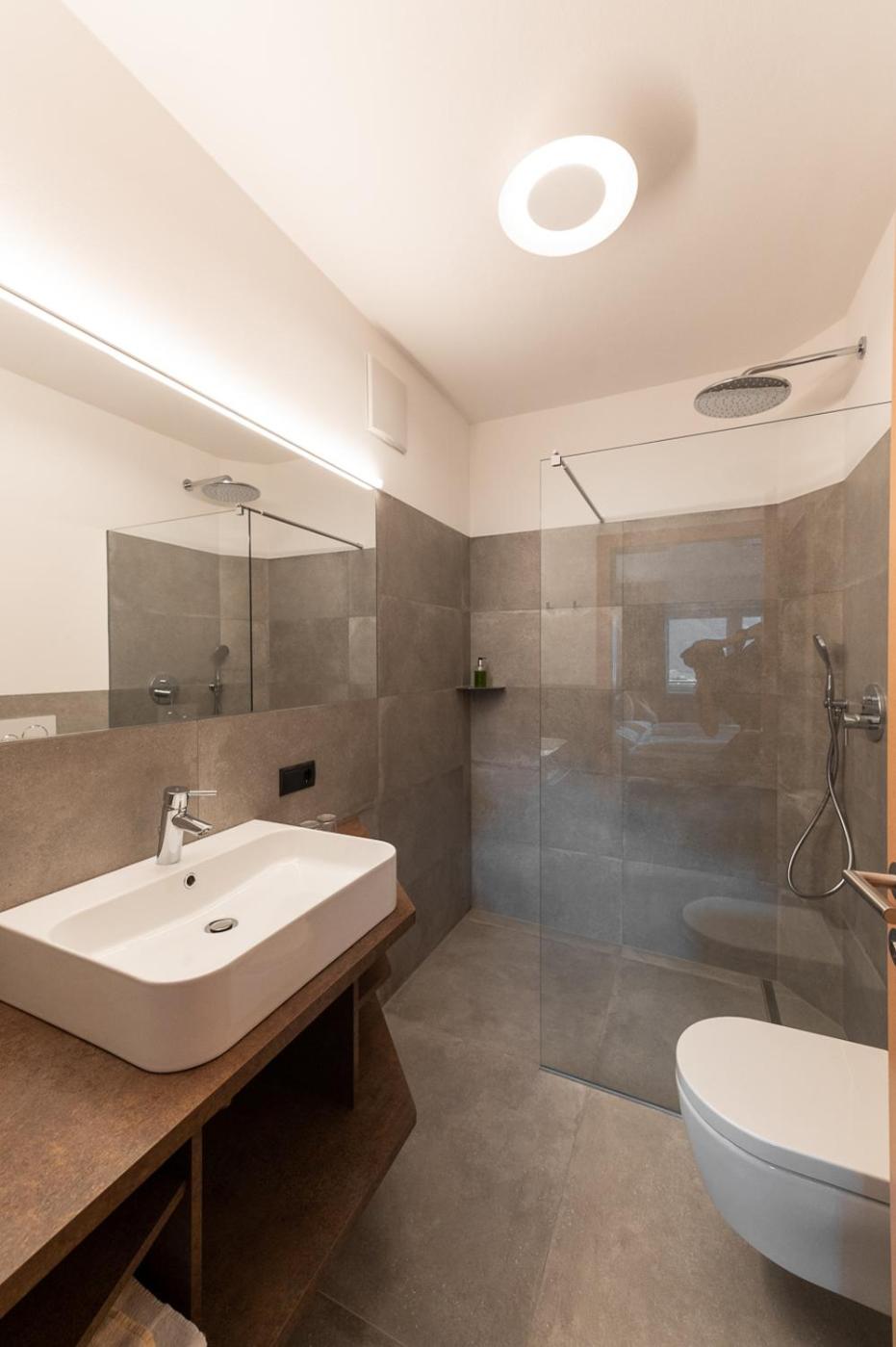 Deluxe Double Room with Balcony and Sea View photo 3