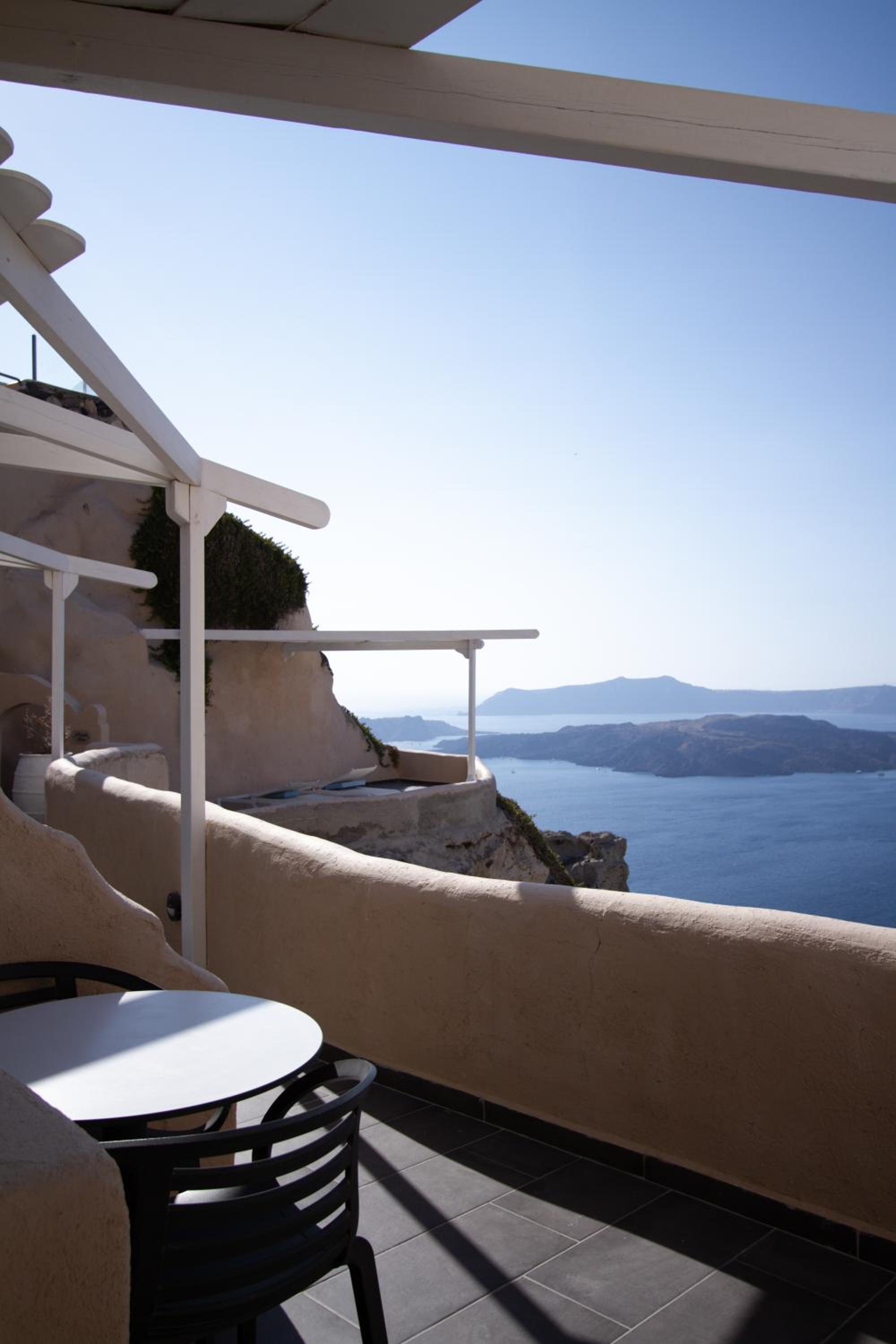Elegant Suite Caldera View - Photo 6