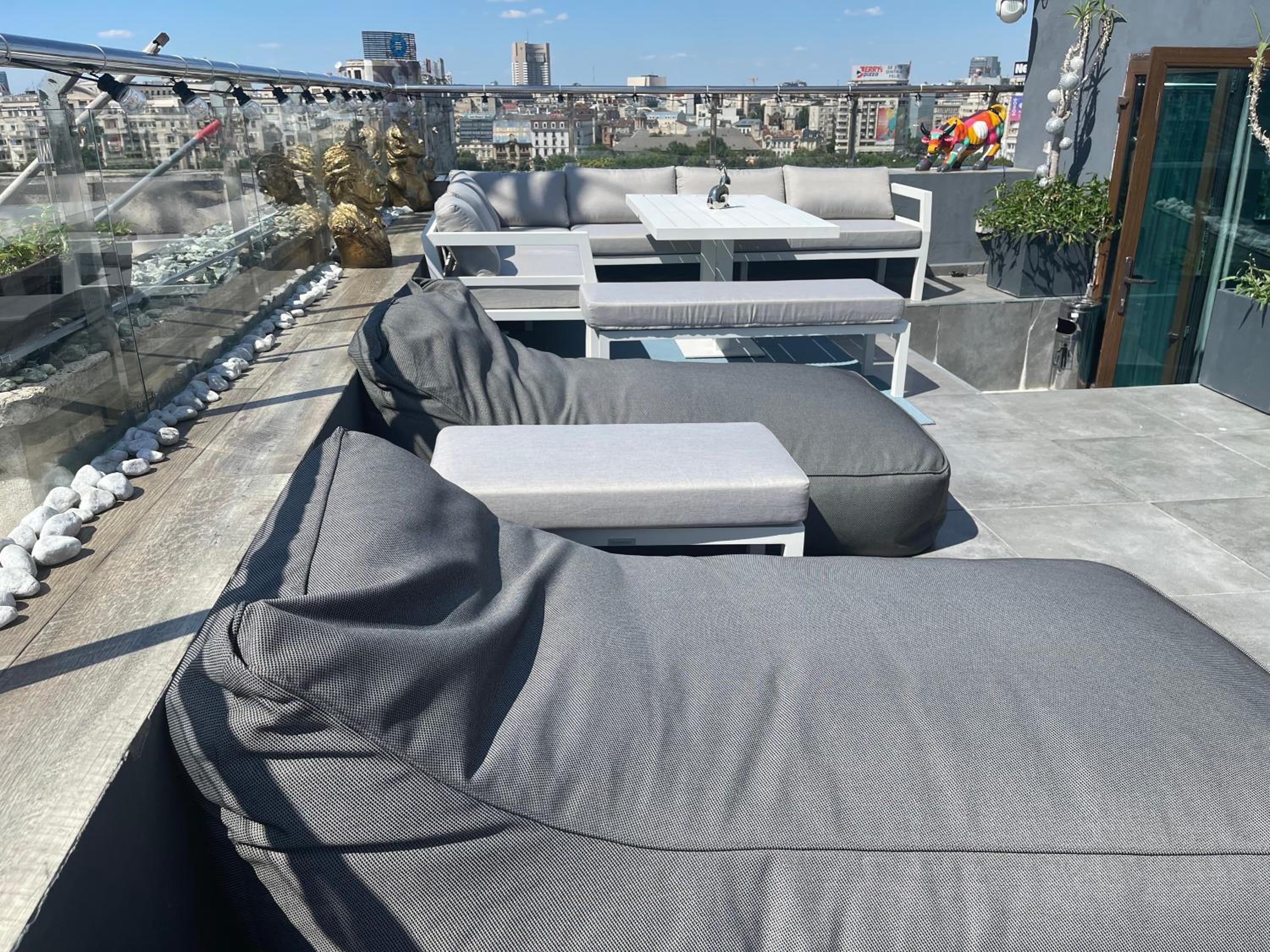 Penthouse Apartment - Photo 19