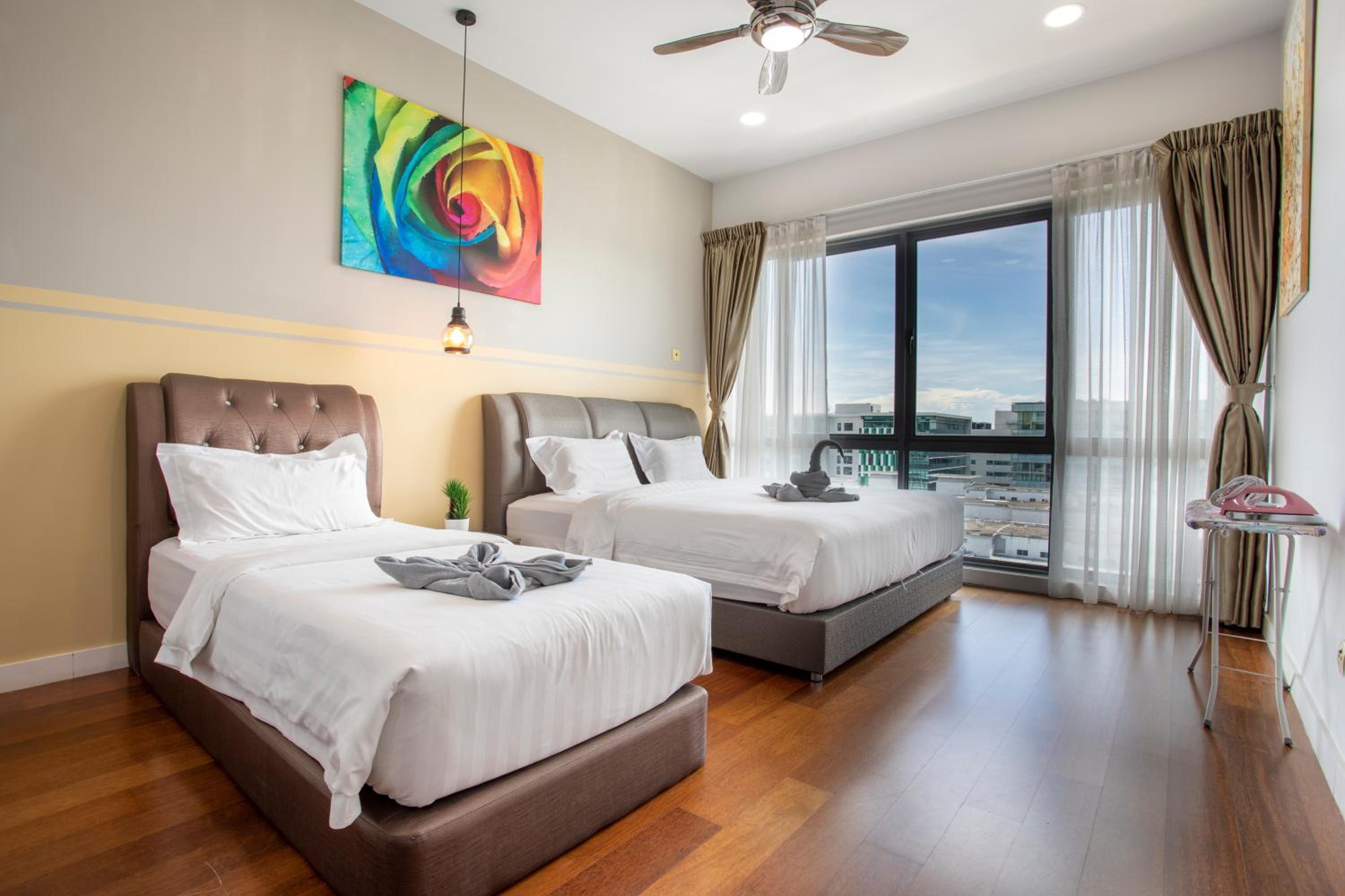 Apartment with Sea View - Photo 10