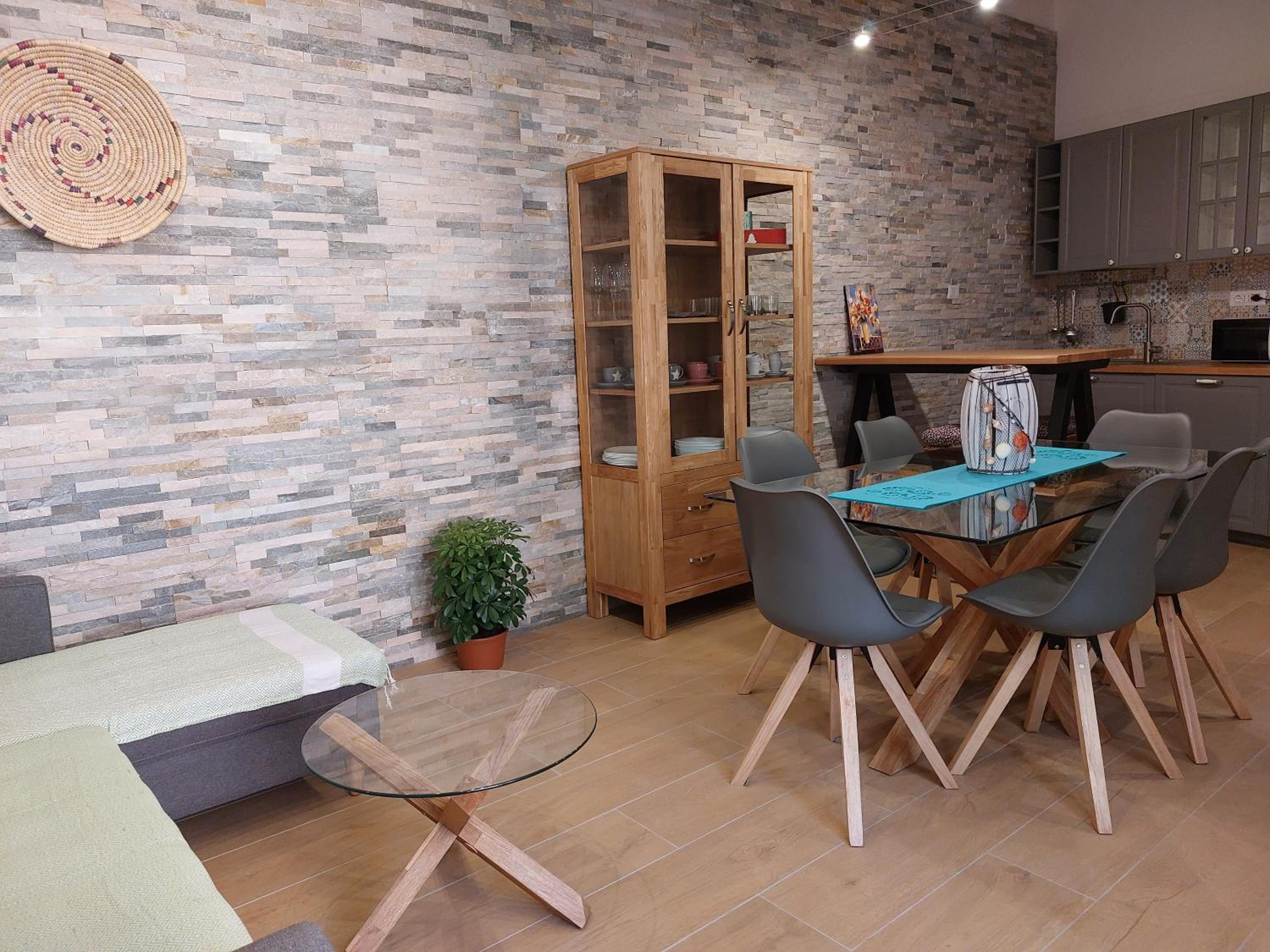 Three-Bedroom Villa photo 2