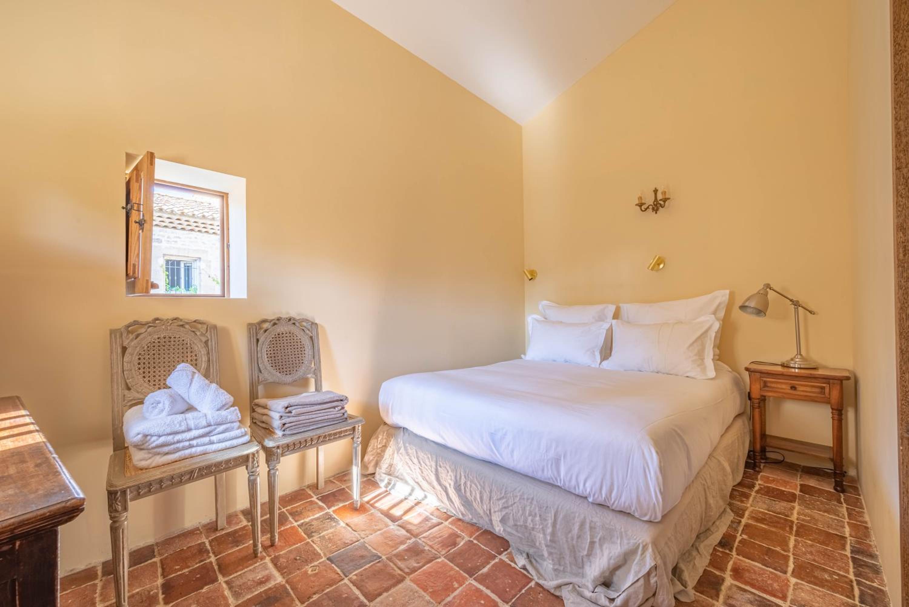 Small Double Room photo 1