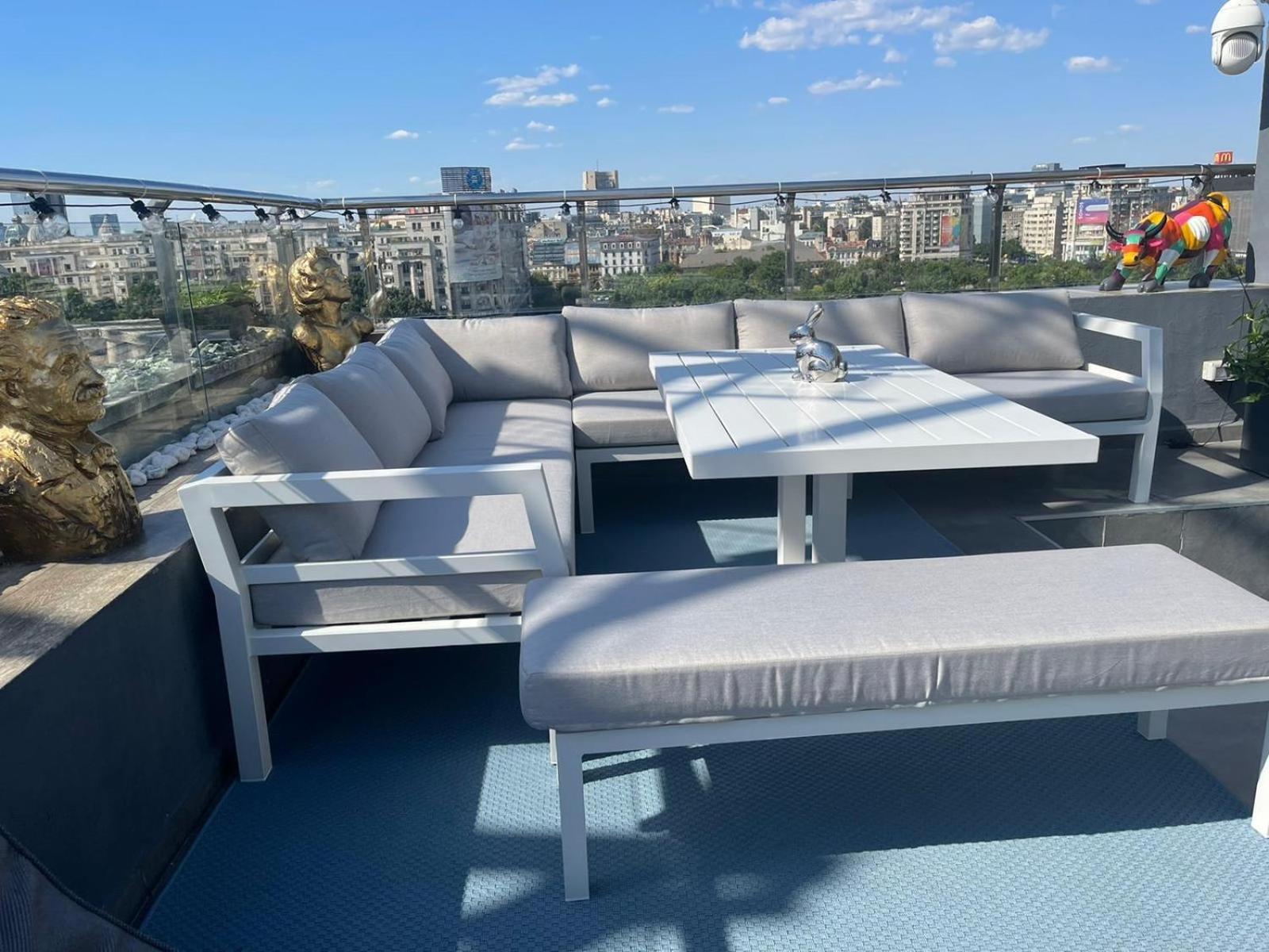 Penthouse Apartment - Photo 15
