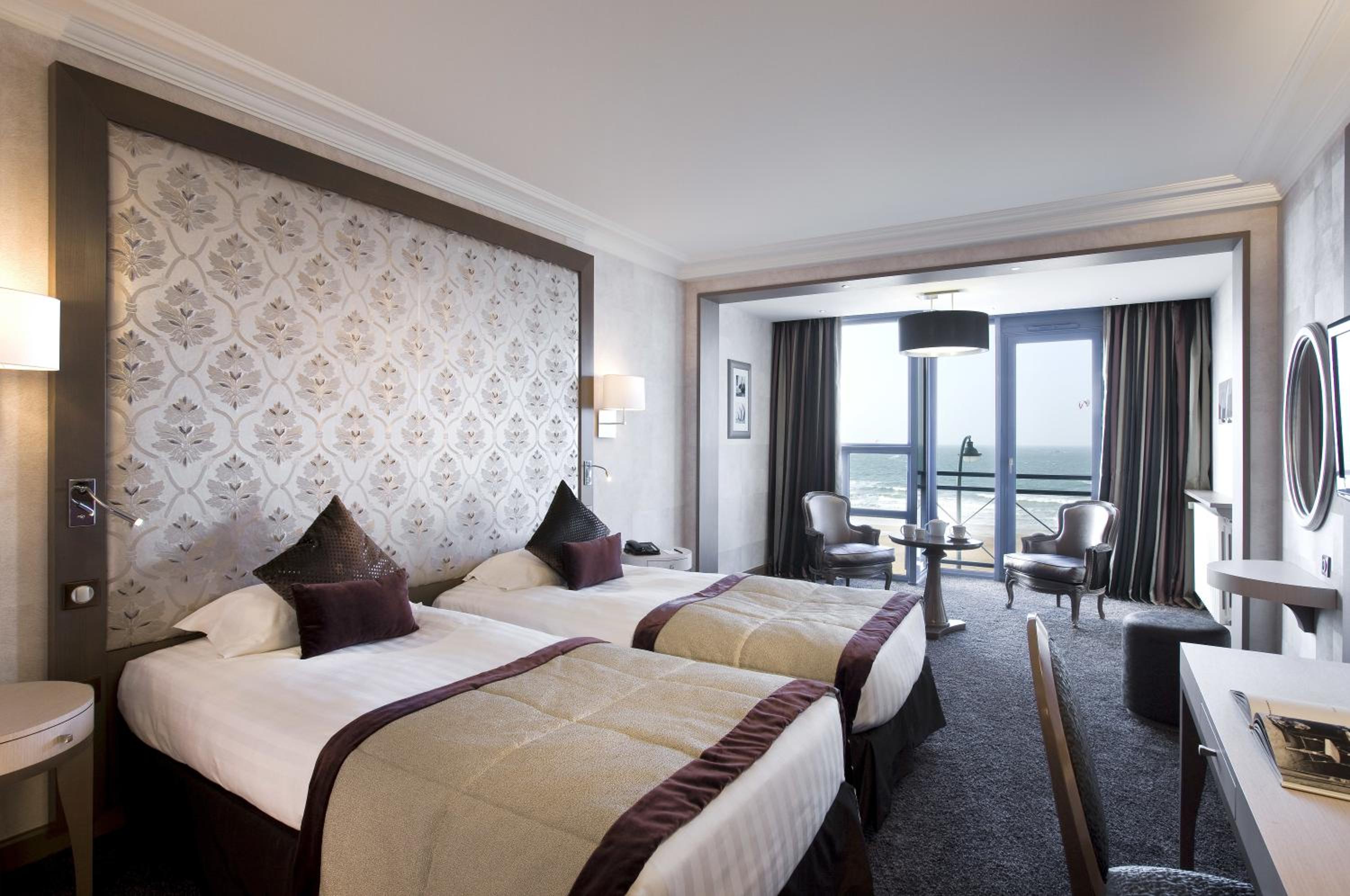 Croisiere Prestige Double Room with Sea View - Photo 3