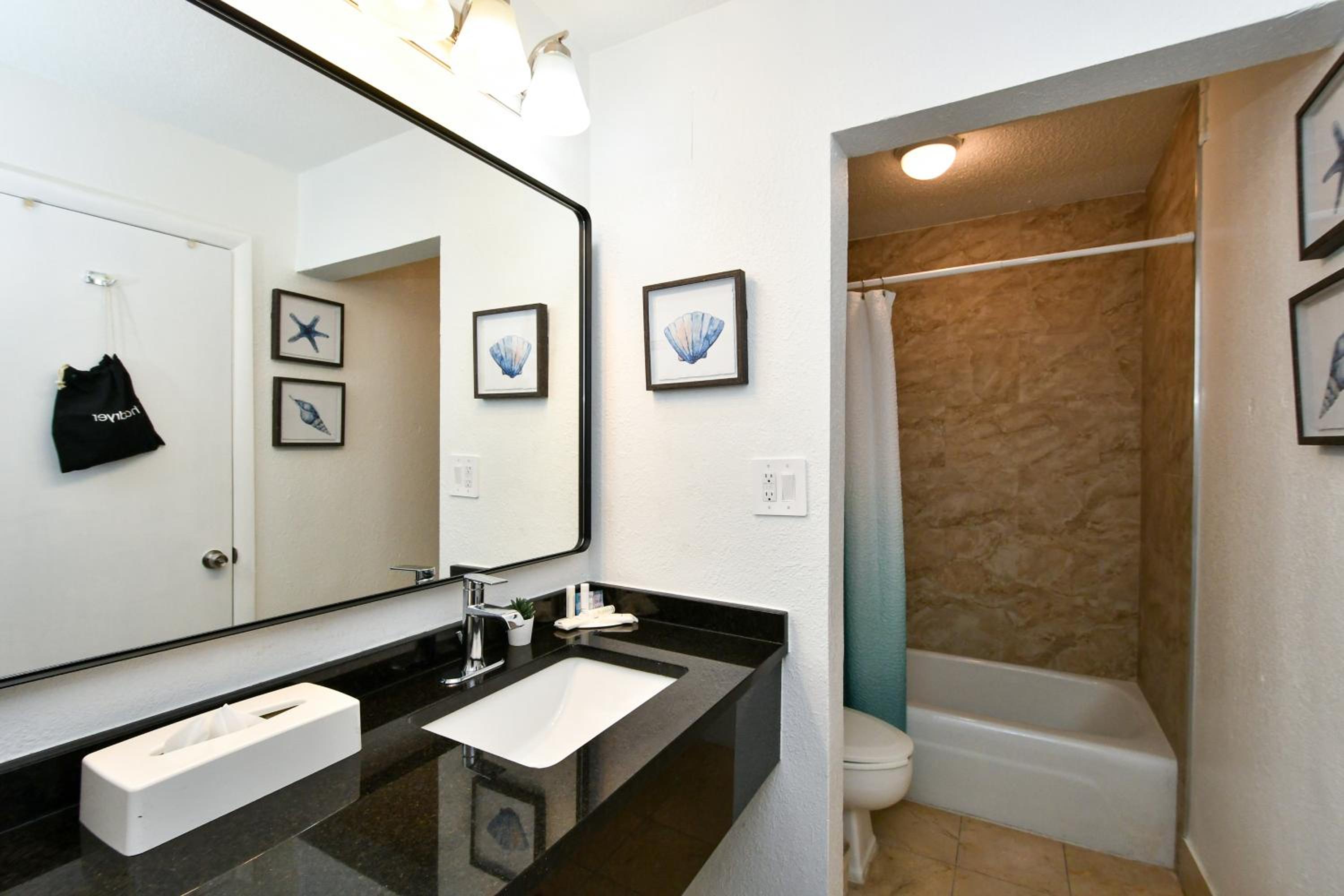 Apartment - Photo 16
