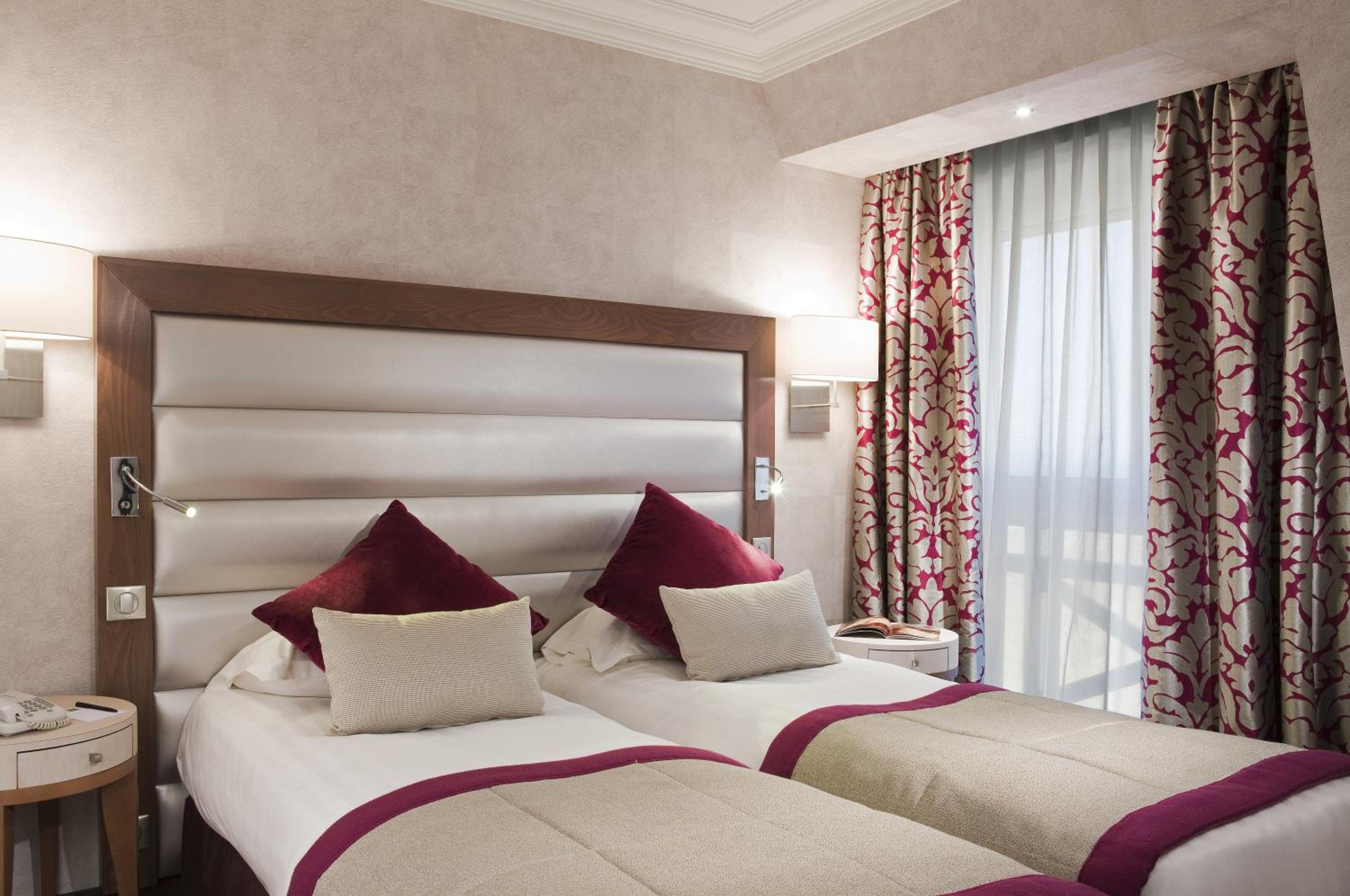 Suite with Sea View - Photo 2
