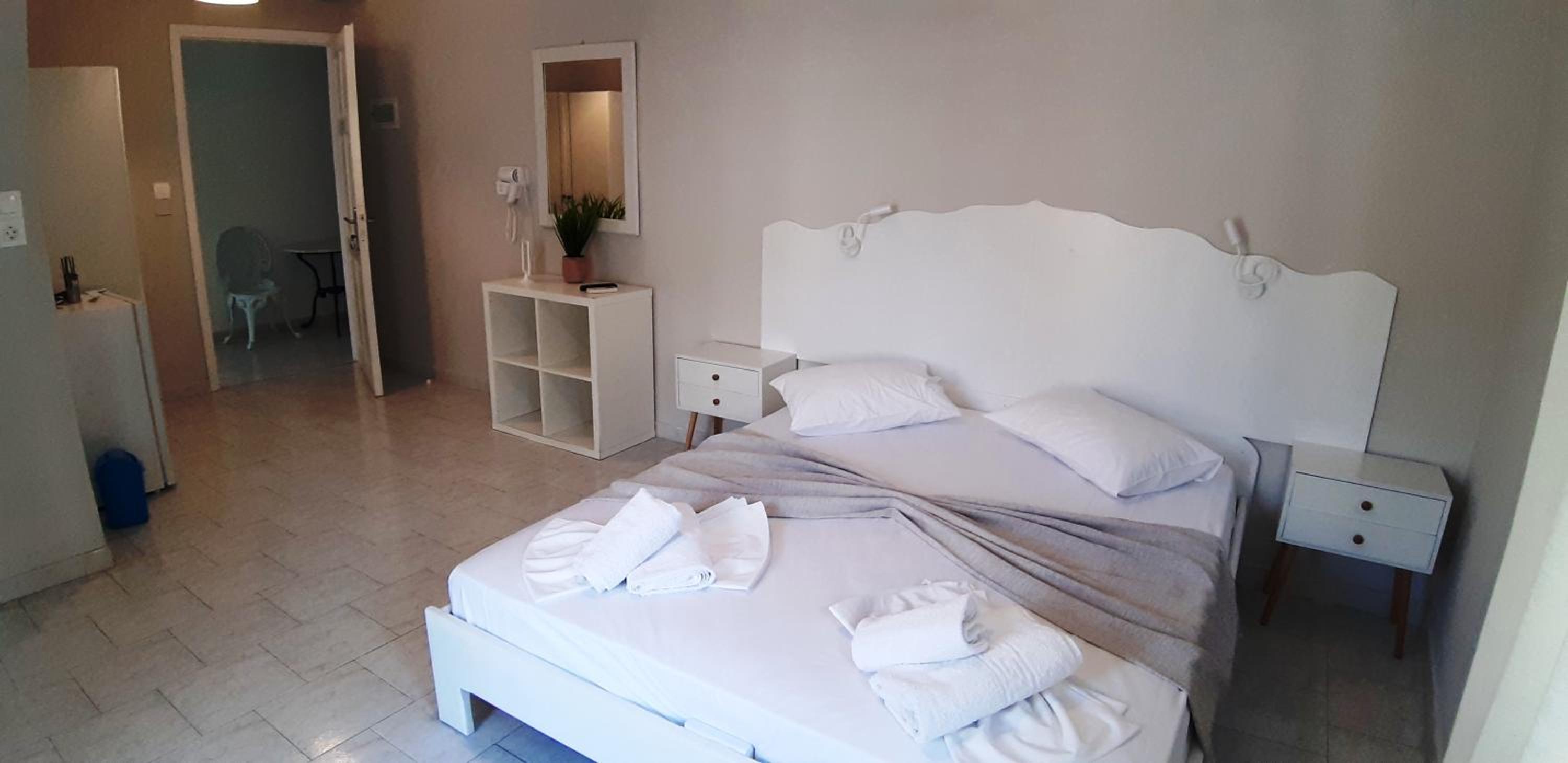 King Room with Balcony photo 1