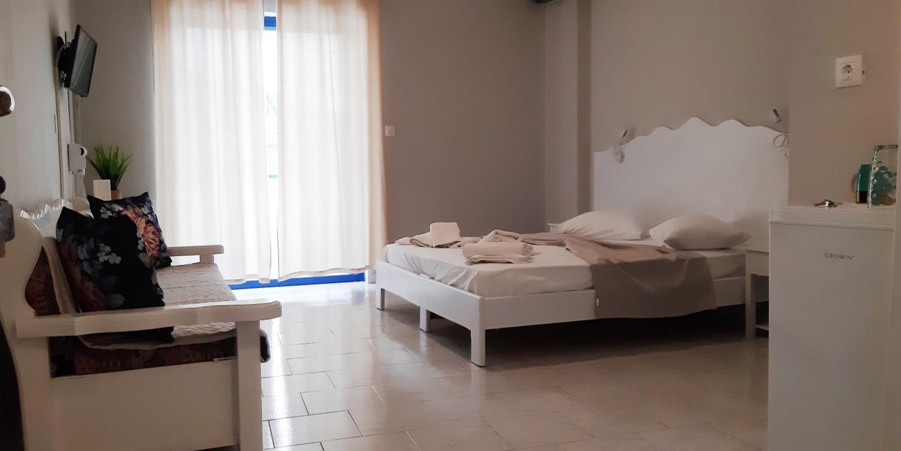 King Room with Balcony photo 2
