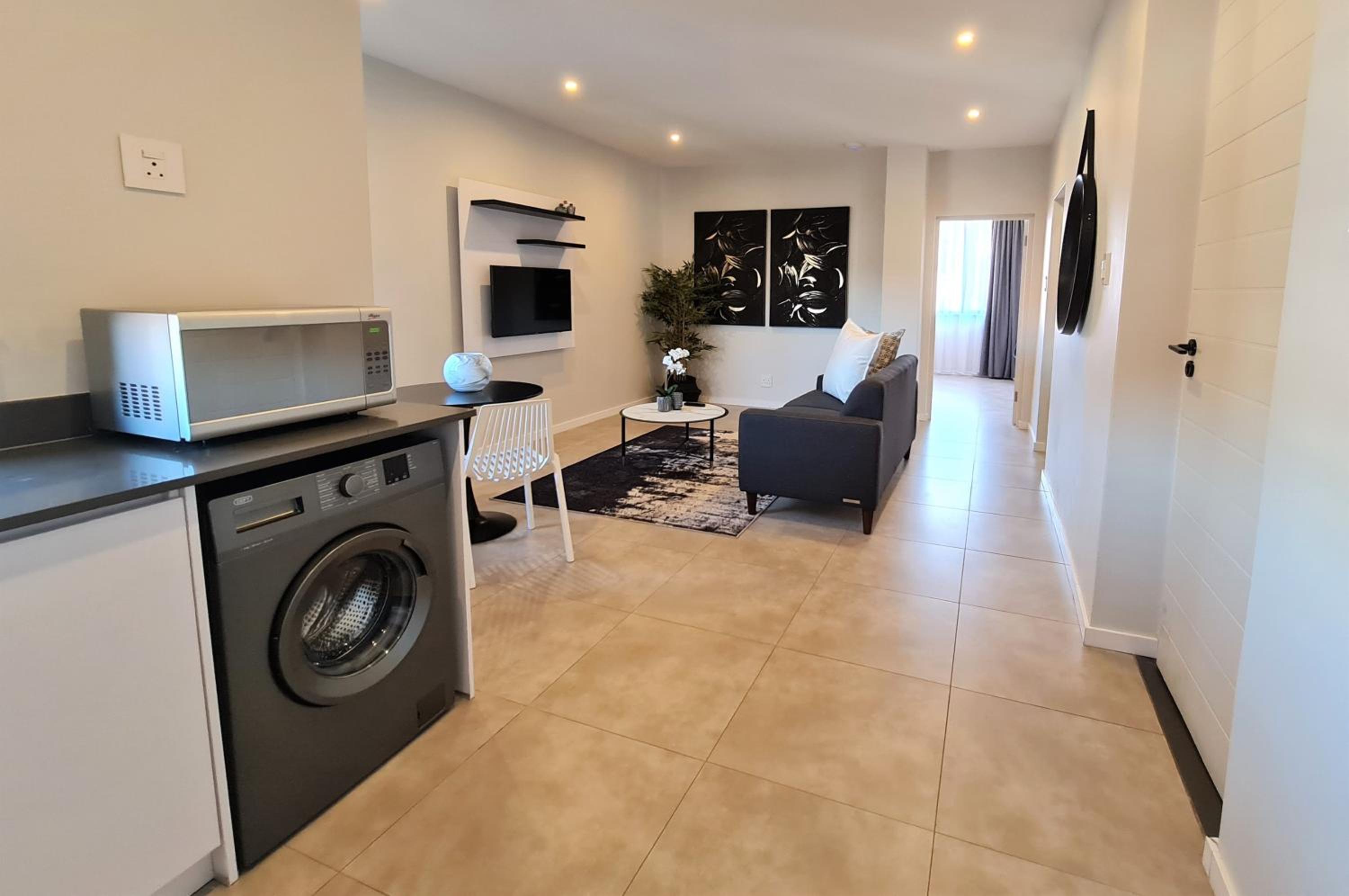 One-Bedroom Deluxe Apartment