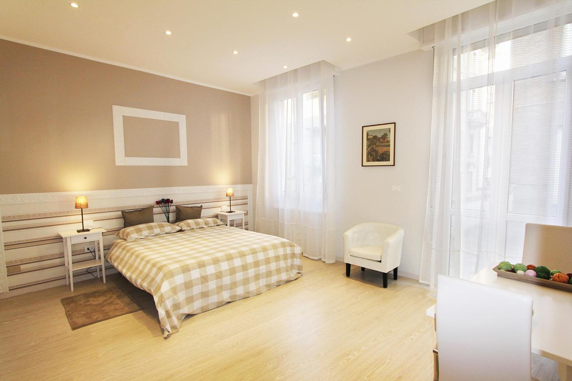 Double Room - Photo 2