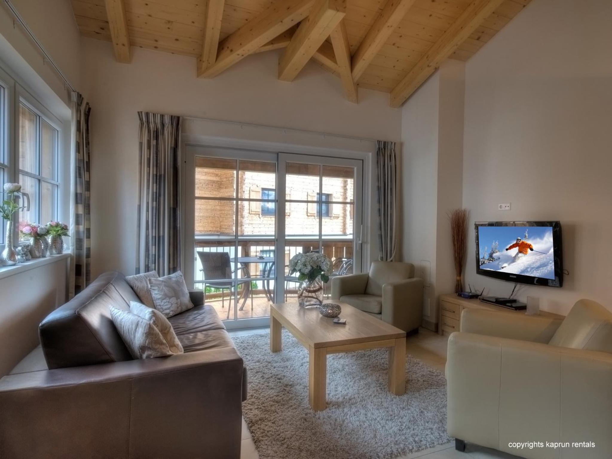 Two-Bedroom Apartment with Balcony and Mountain View  photo 1
