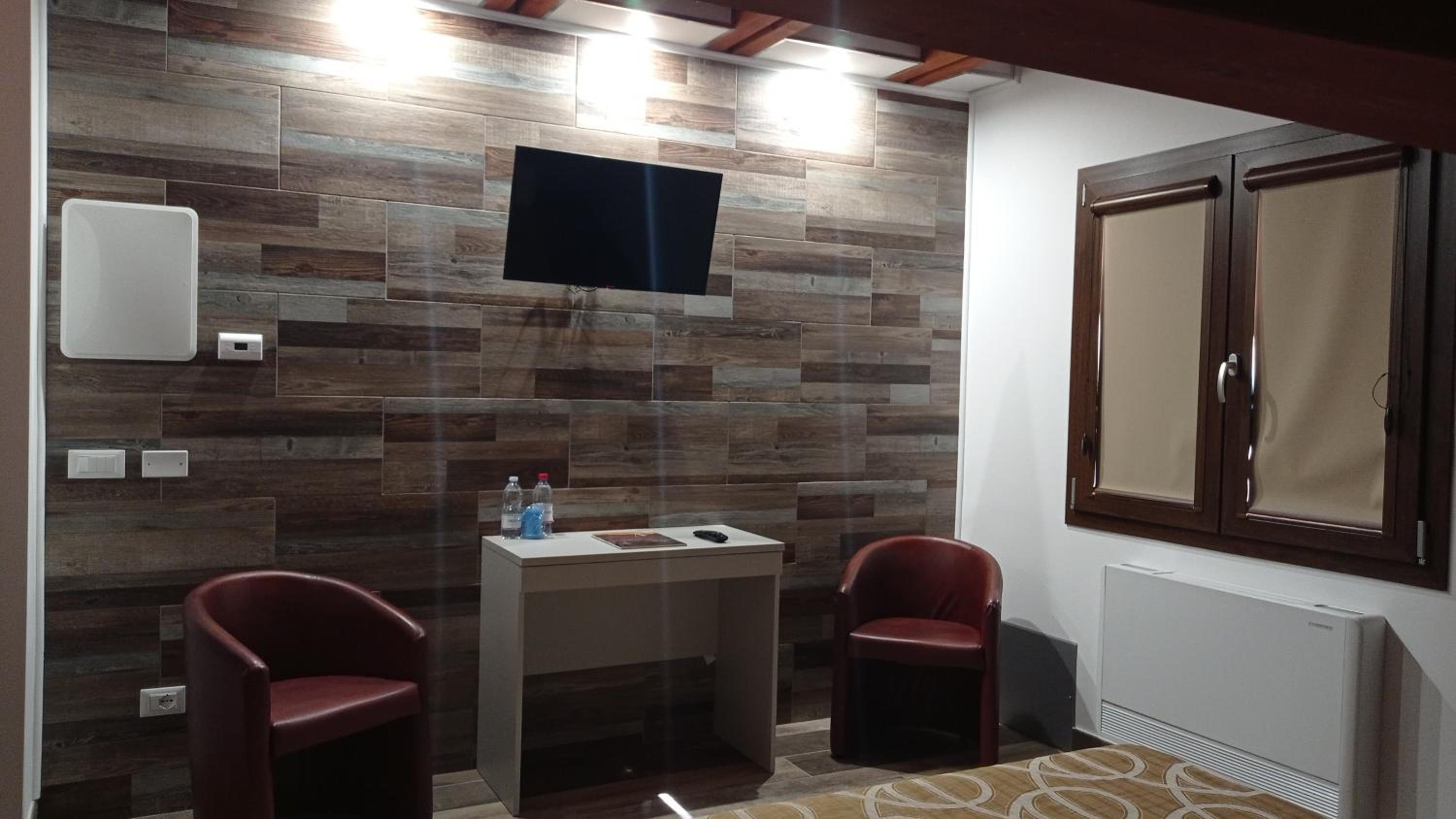 Superior Double Room - Photo 1