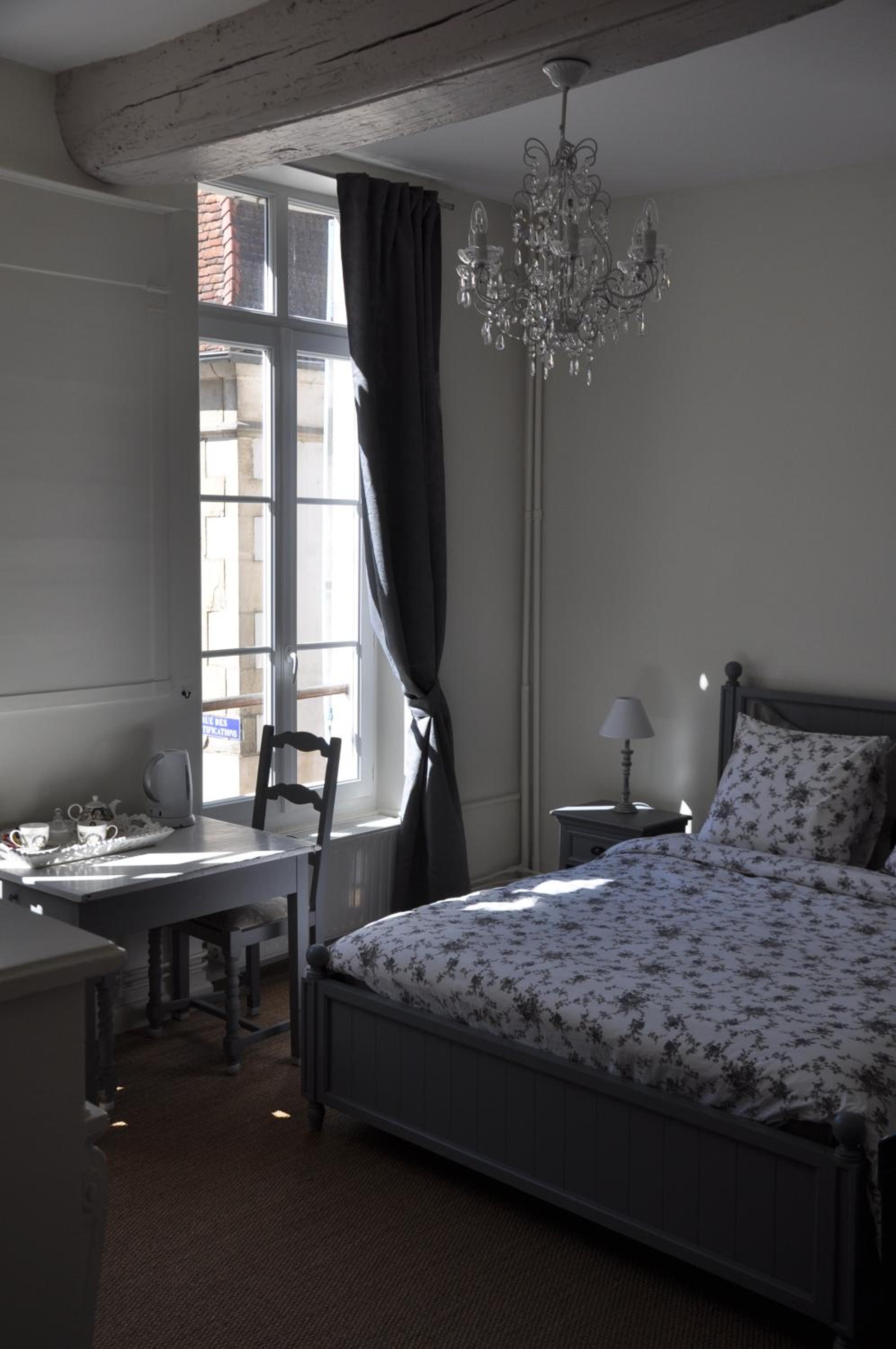 Superior Queen Room photo 1