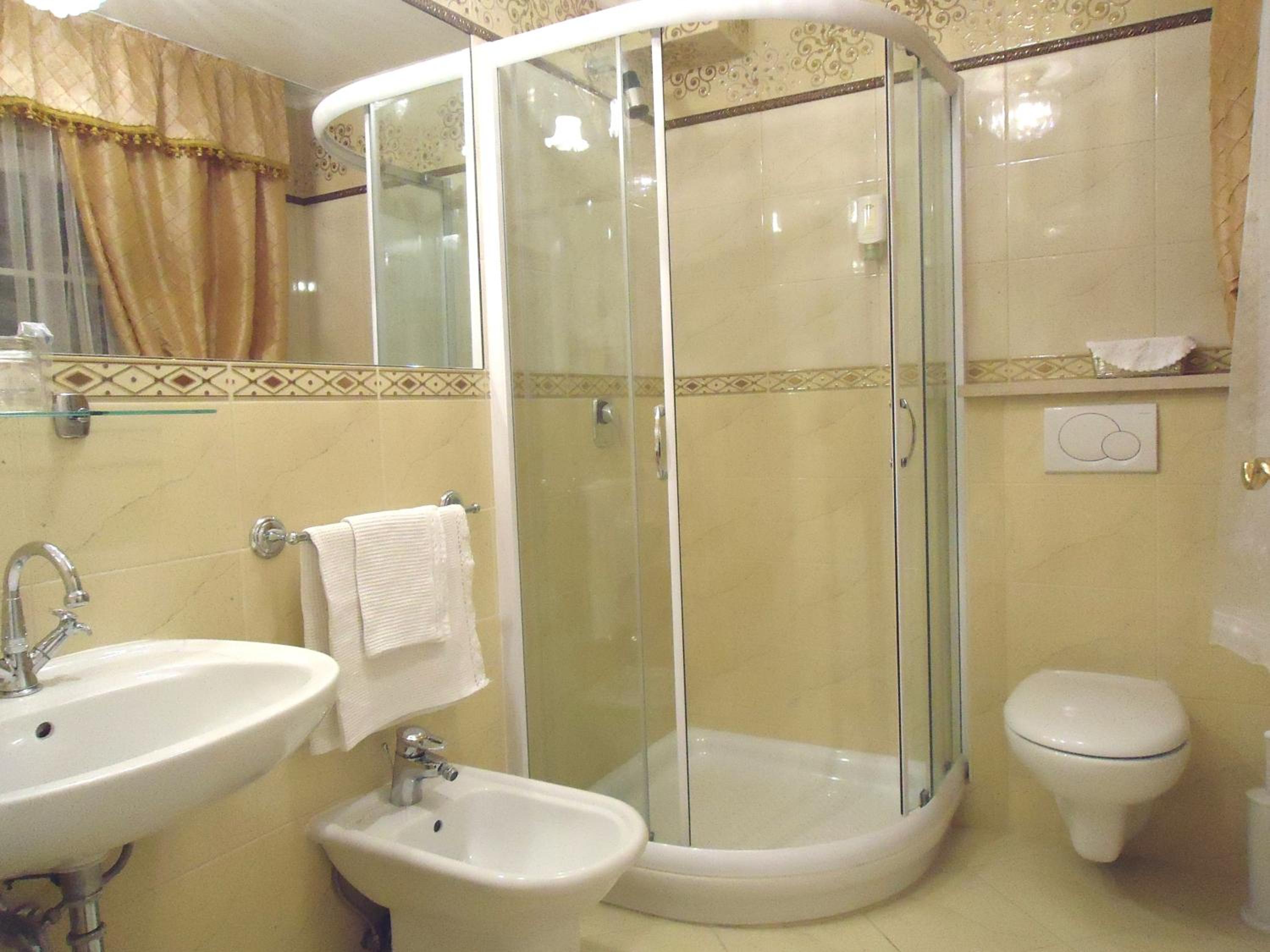 Superior Double Room - Photo 3