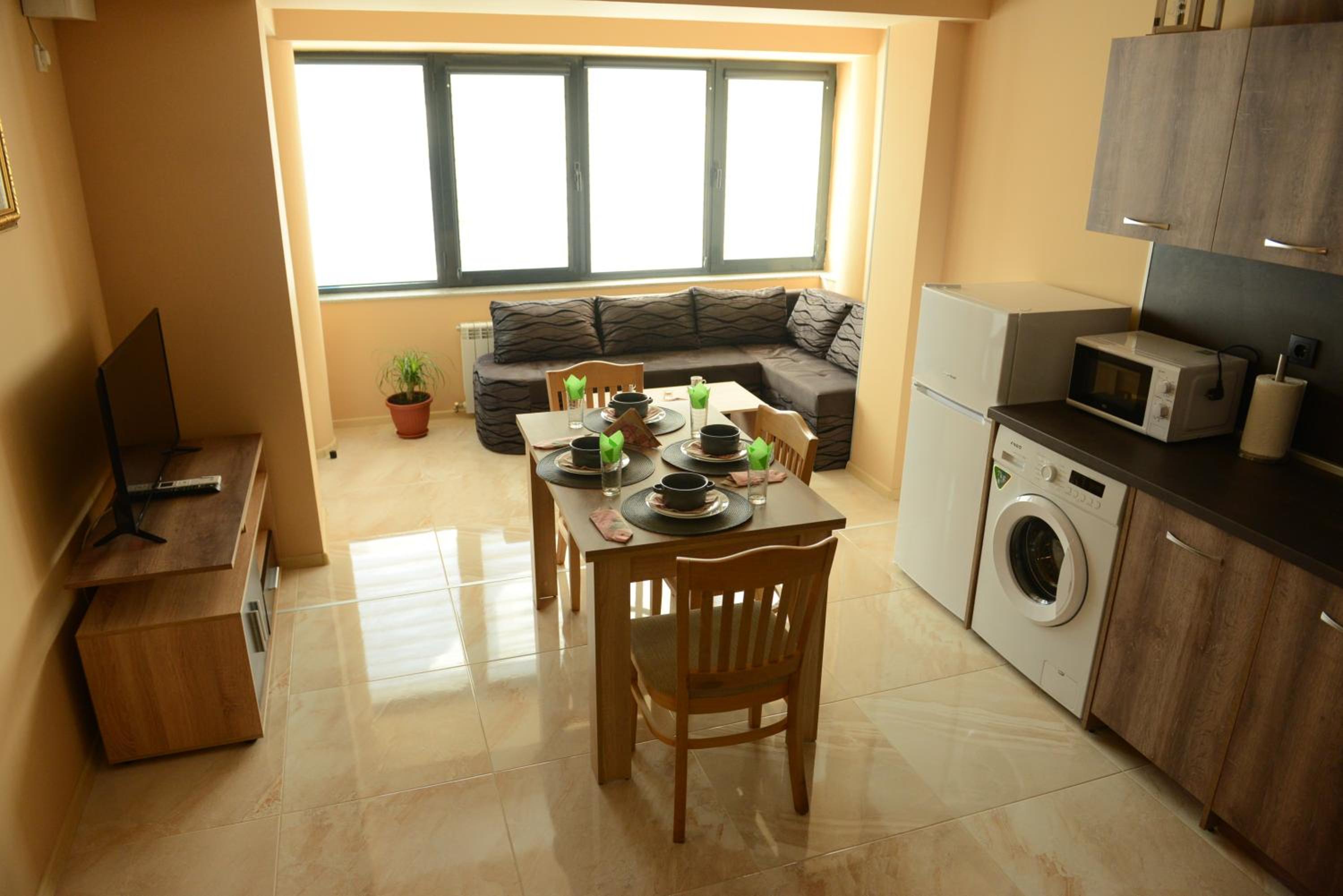 Deluxe Apartment photo 3