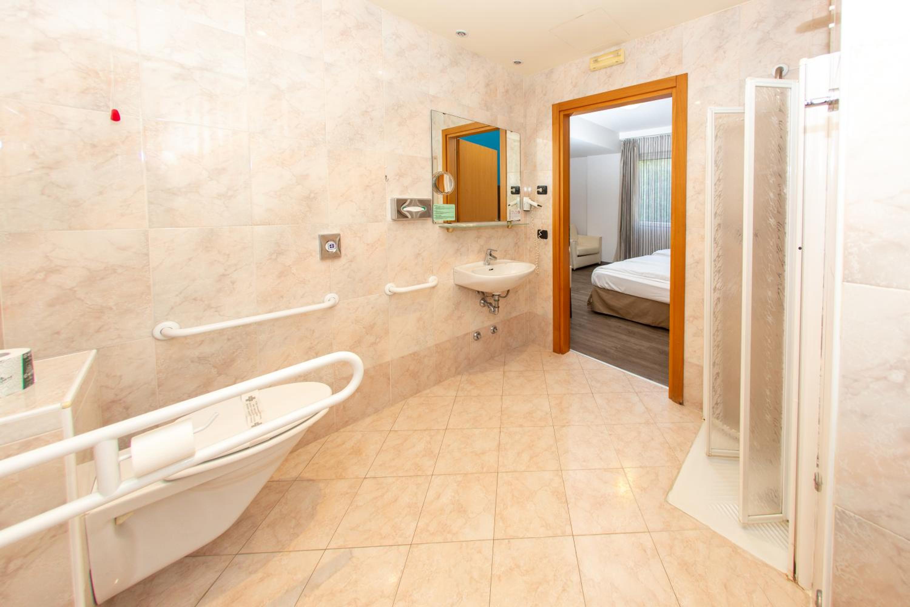 Quadruple Room photo 3