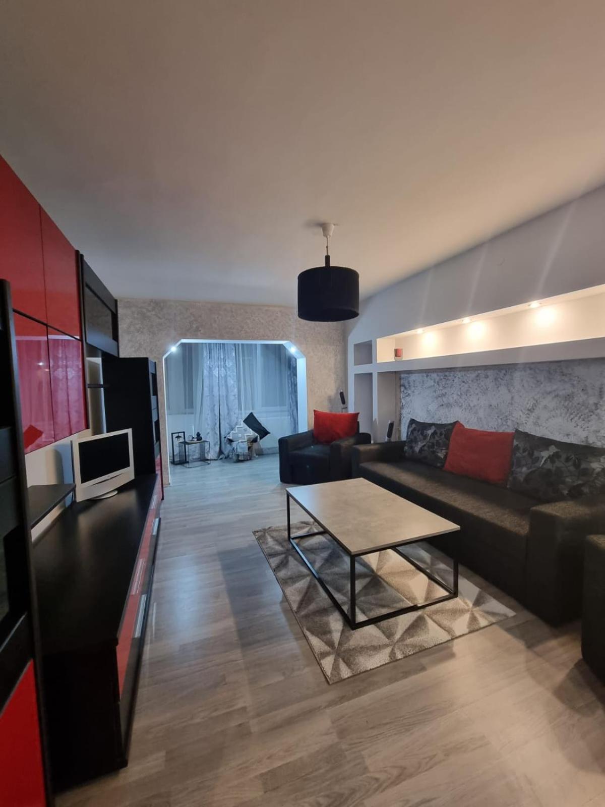 One-Bedroom Apartment - Photo 13