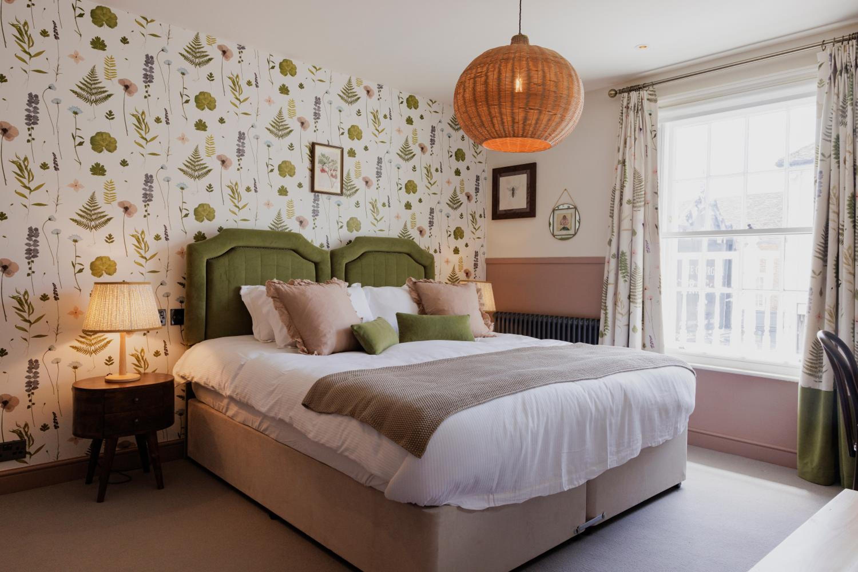 Deluxe Double or Twin Room