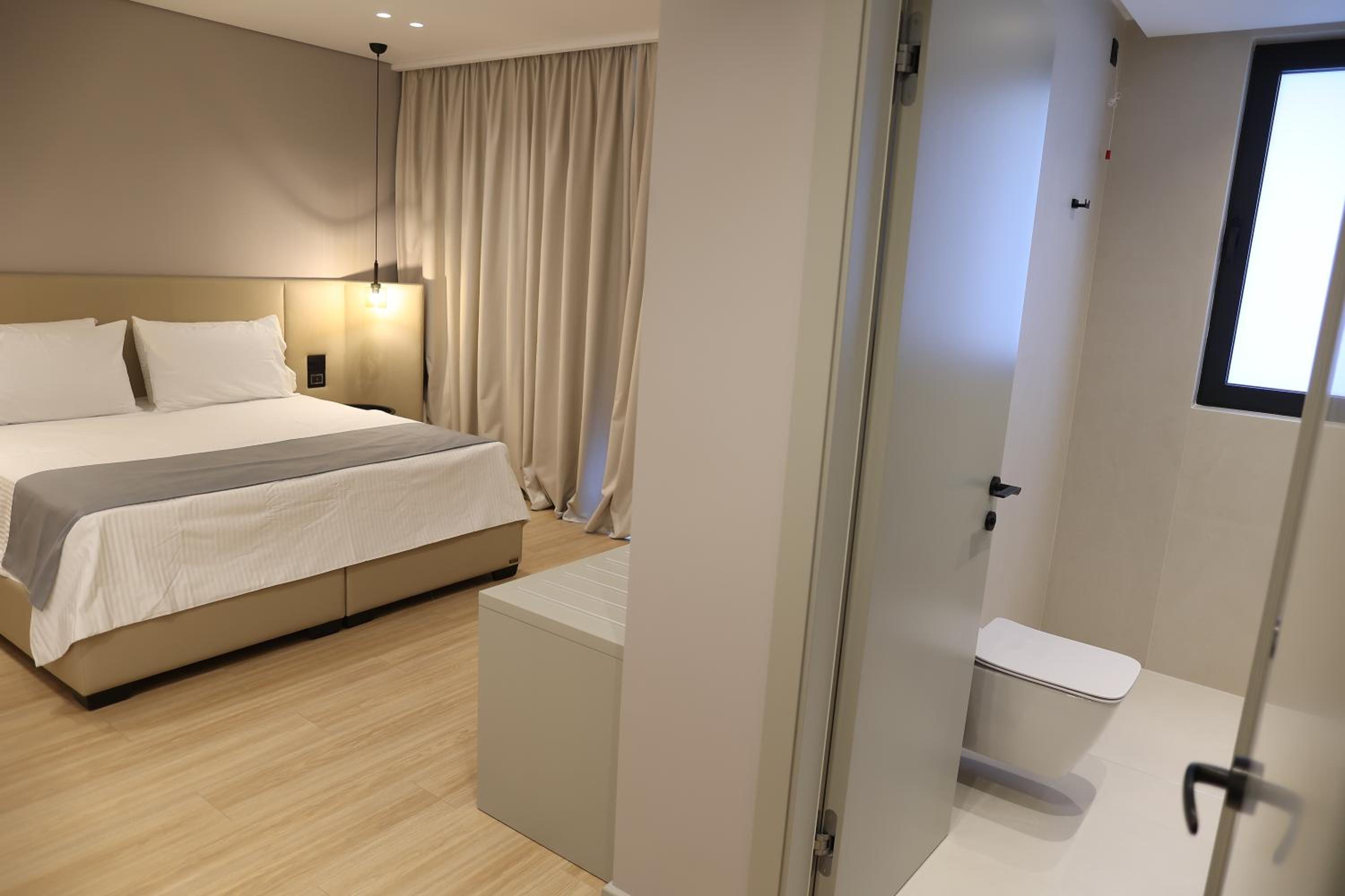 Double or Twin Room with Side Sea View photo 3