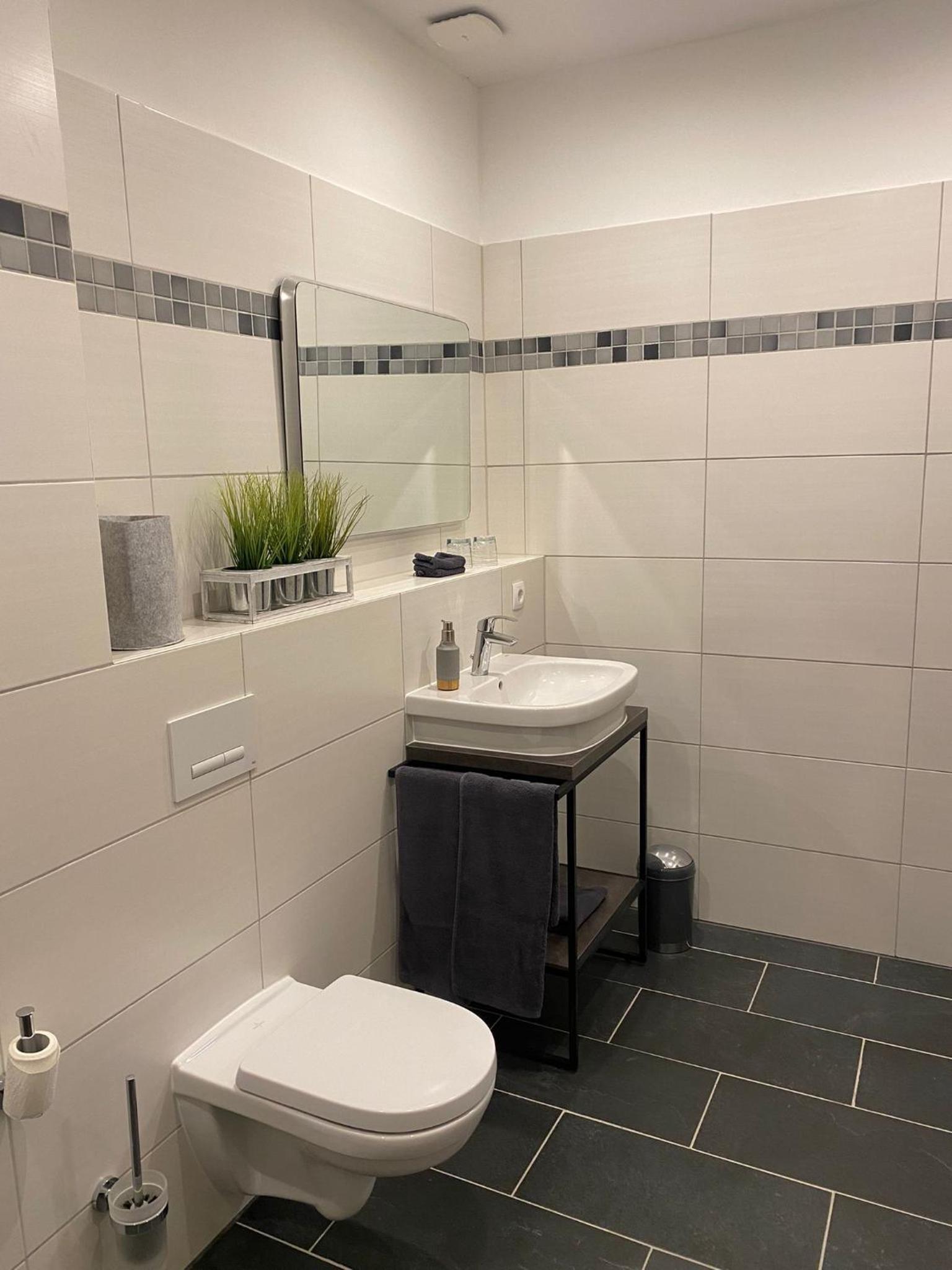 Studio Apartment photo 3