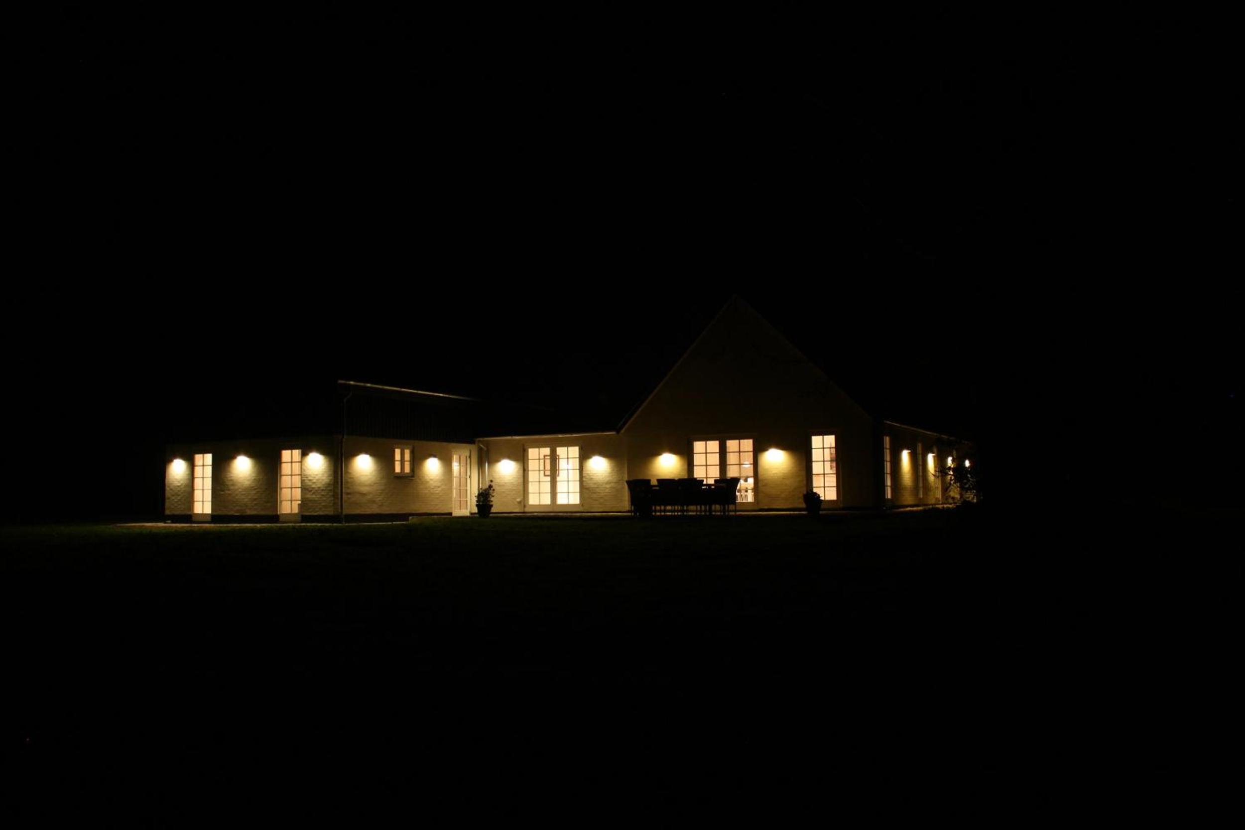 Four-Bedroom House photo 2