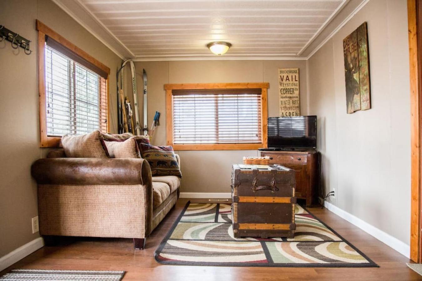 One-Bedroom House - Photo 1