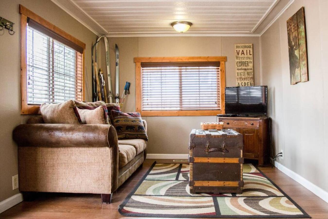 One-Bedroom House - Photo 14