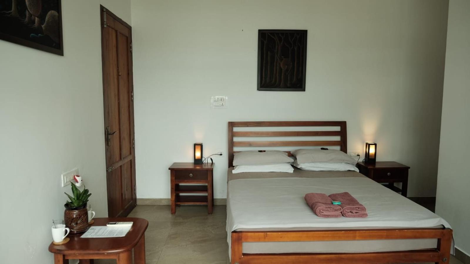 Deluxe Double Room with Balcony and Sea View