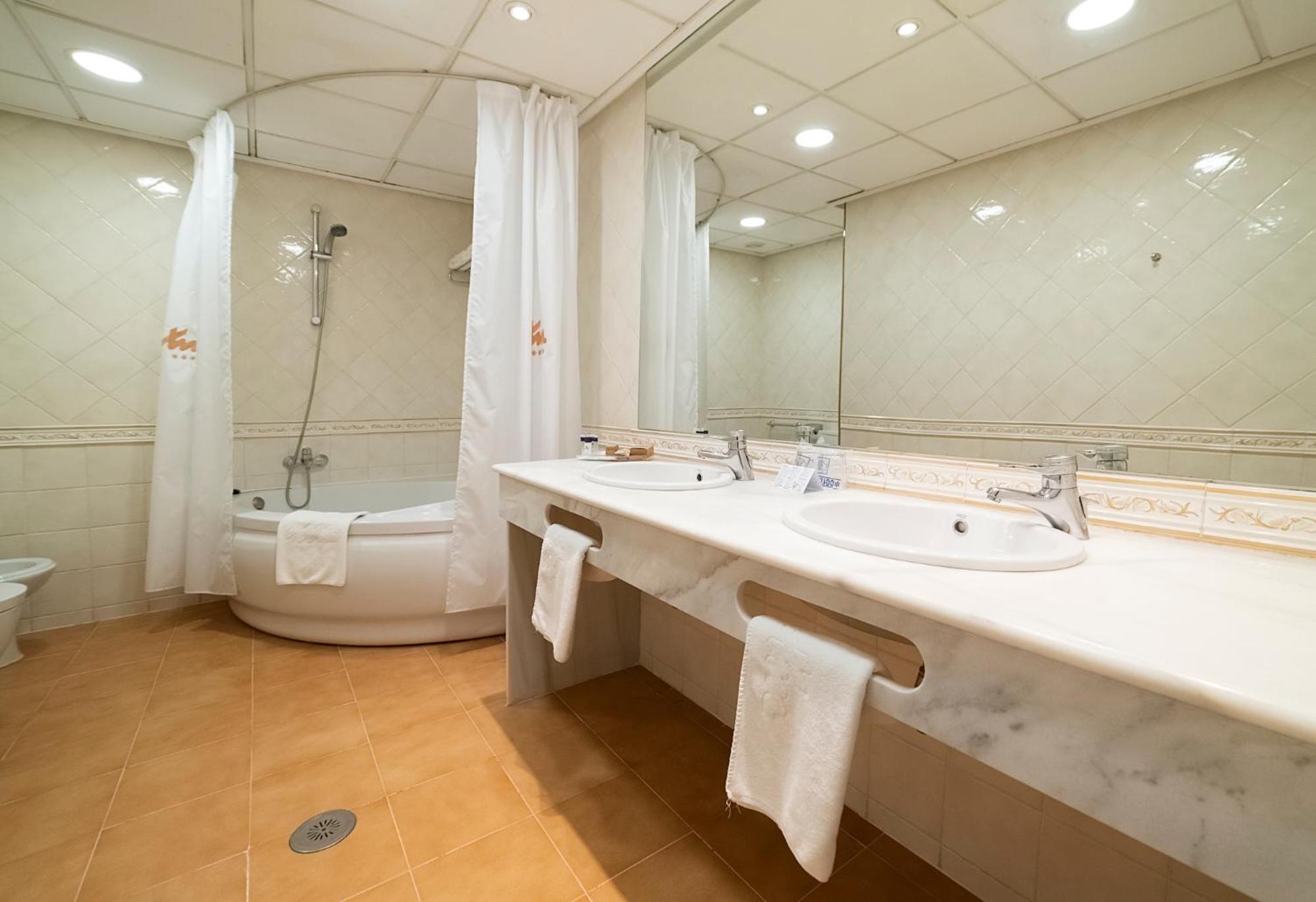 Junior Suite - Photo 2