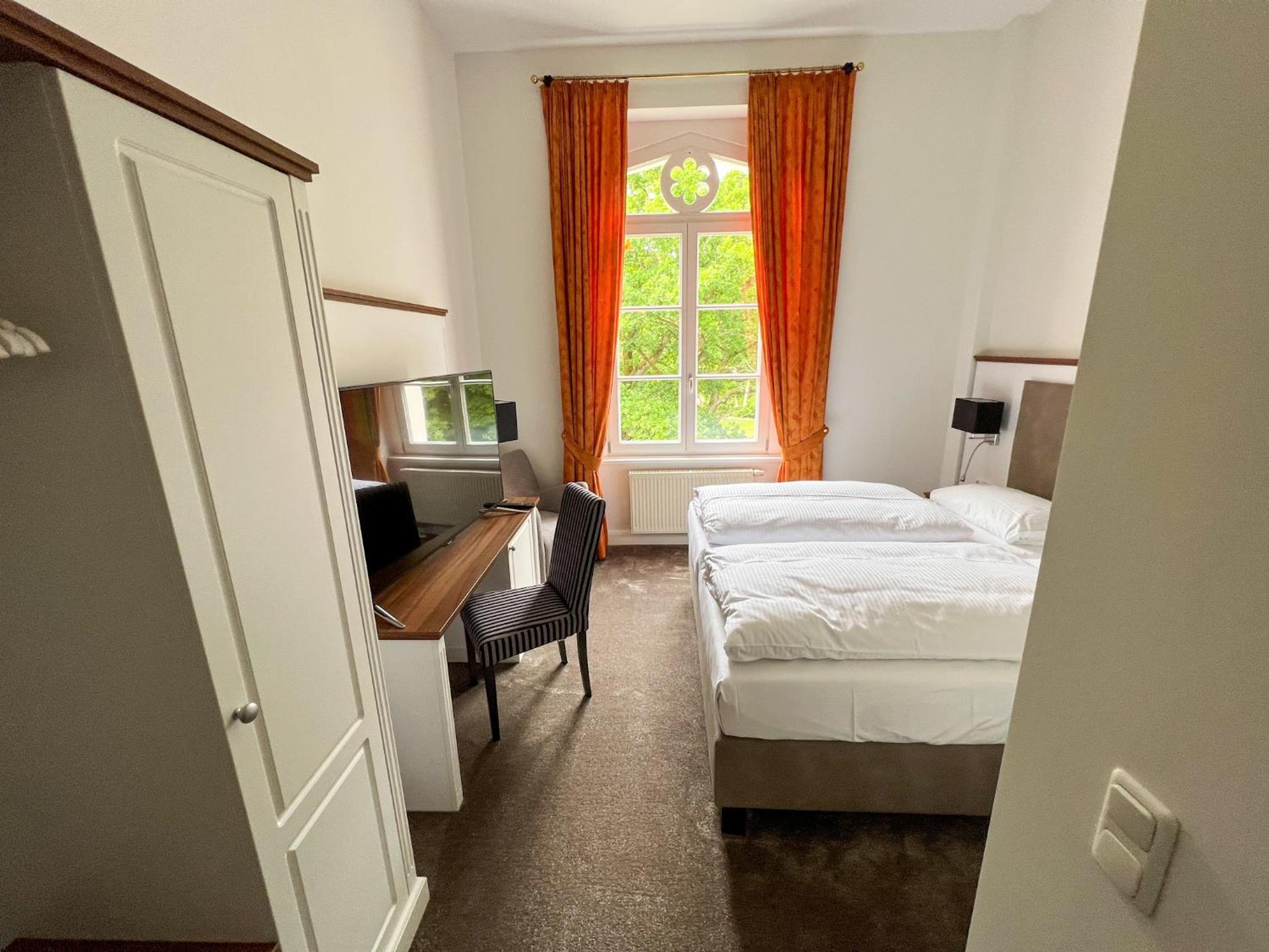 Standard Double Room photo 1