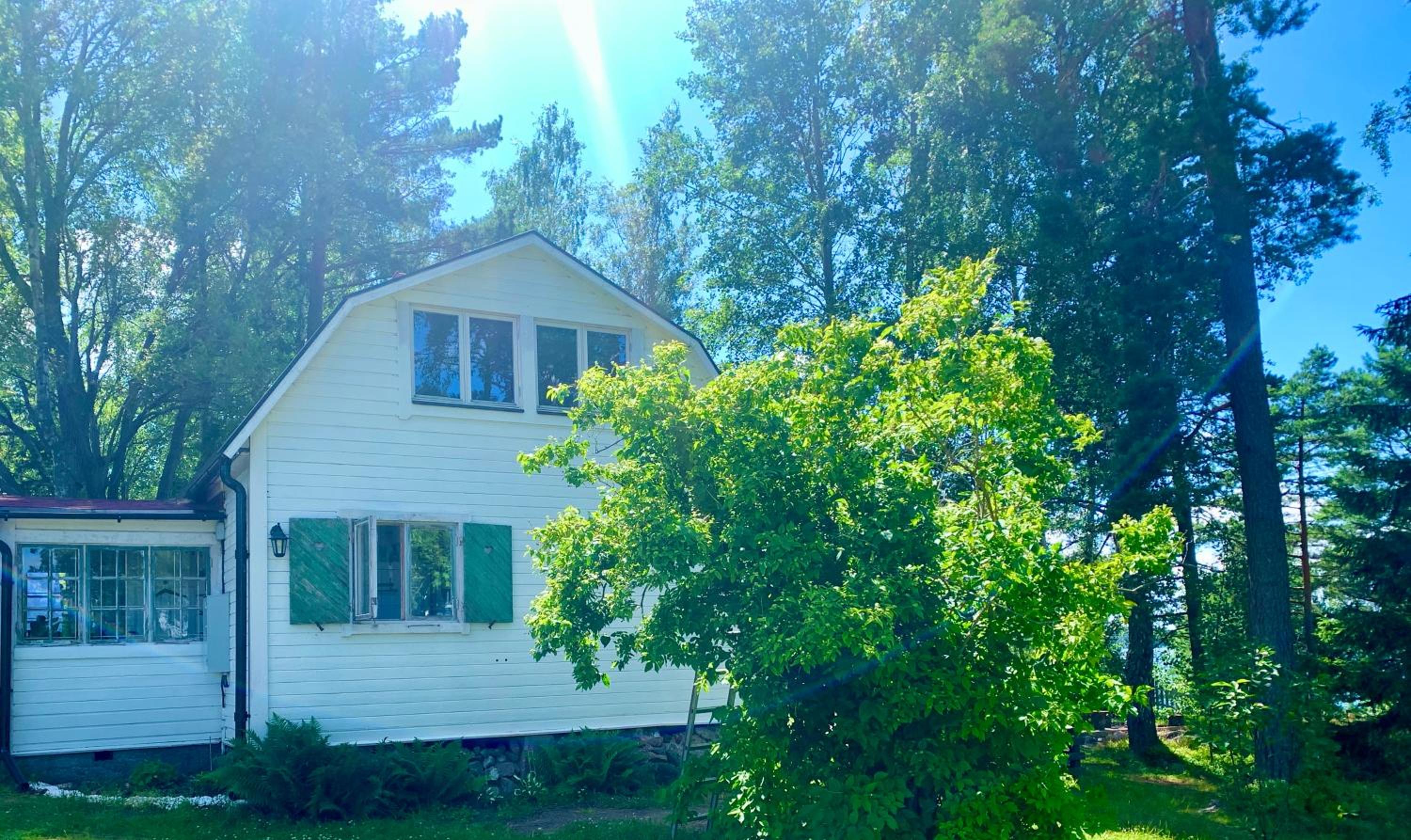 One-Bedroom House - Photo 10