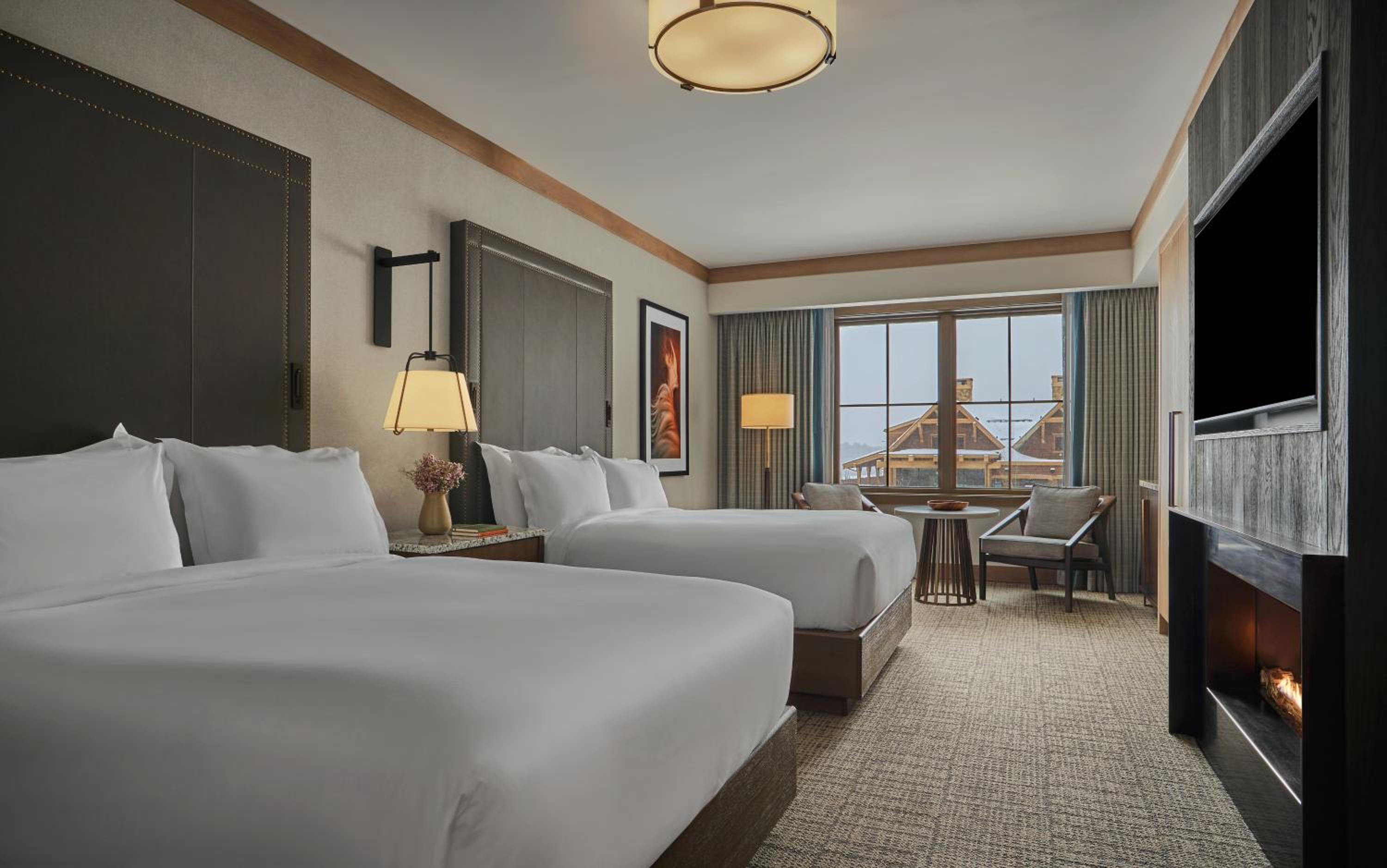 Vista Queen Queen Accessible Room