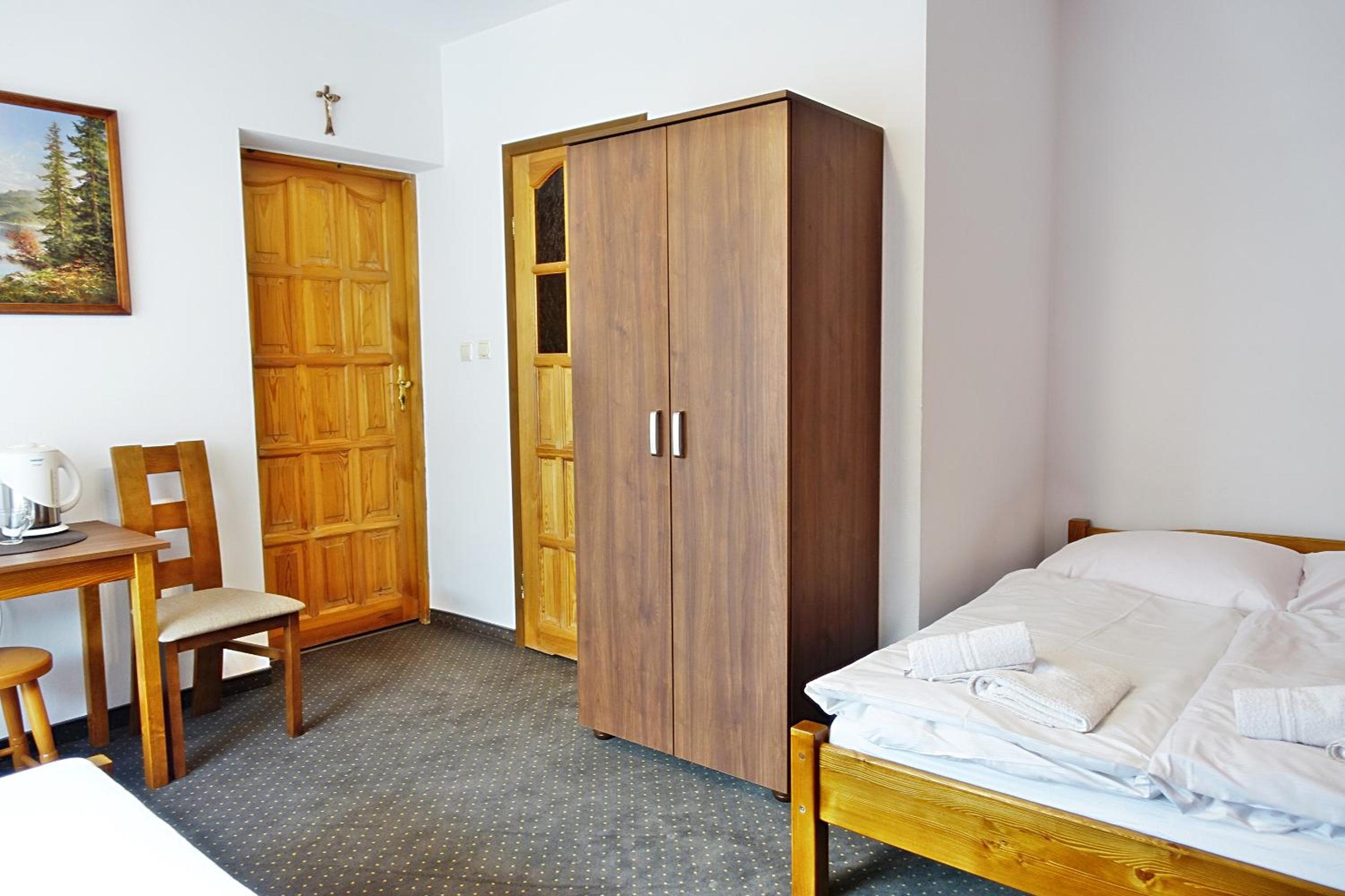 Triple Room with Balcony - Photo 4
