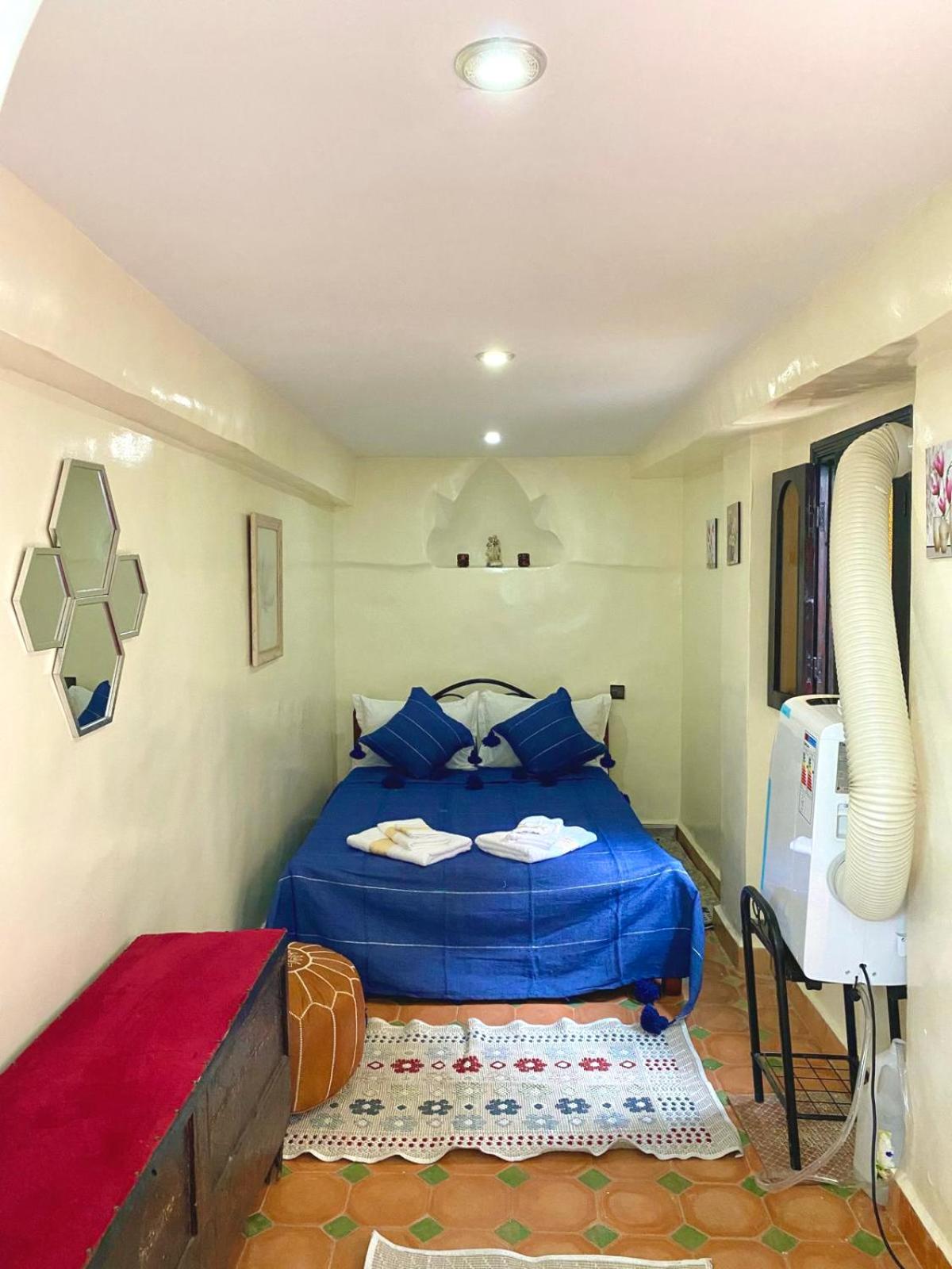 Double Room - Photo 2