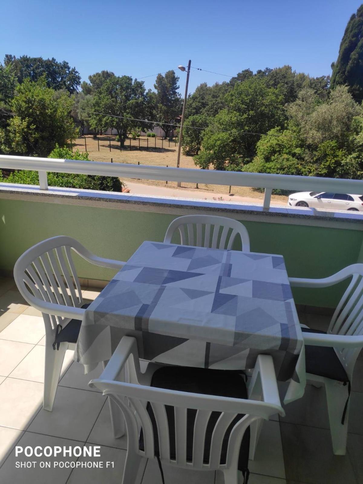 Deluxe Studio with Balcony photo 1
