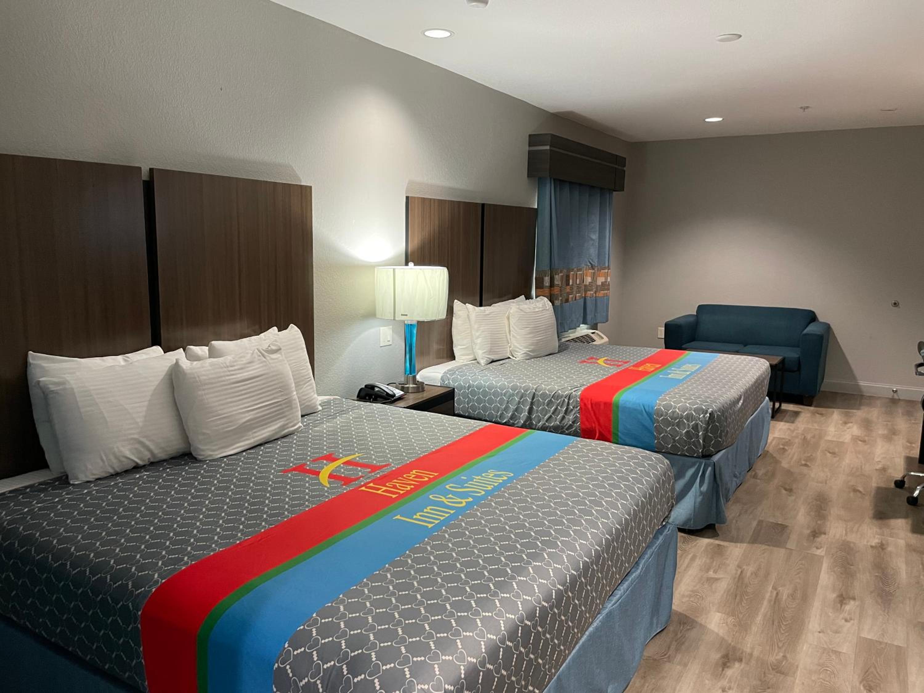 Queen Room with Two Queen Beds - Disability Access