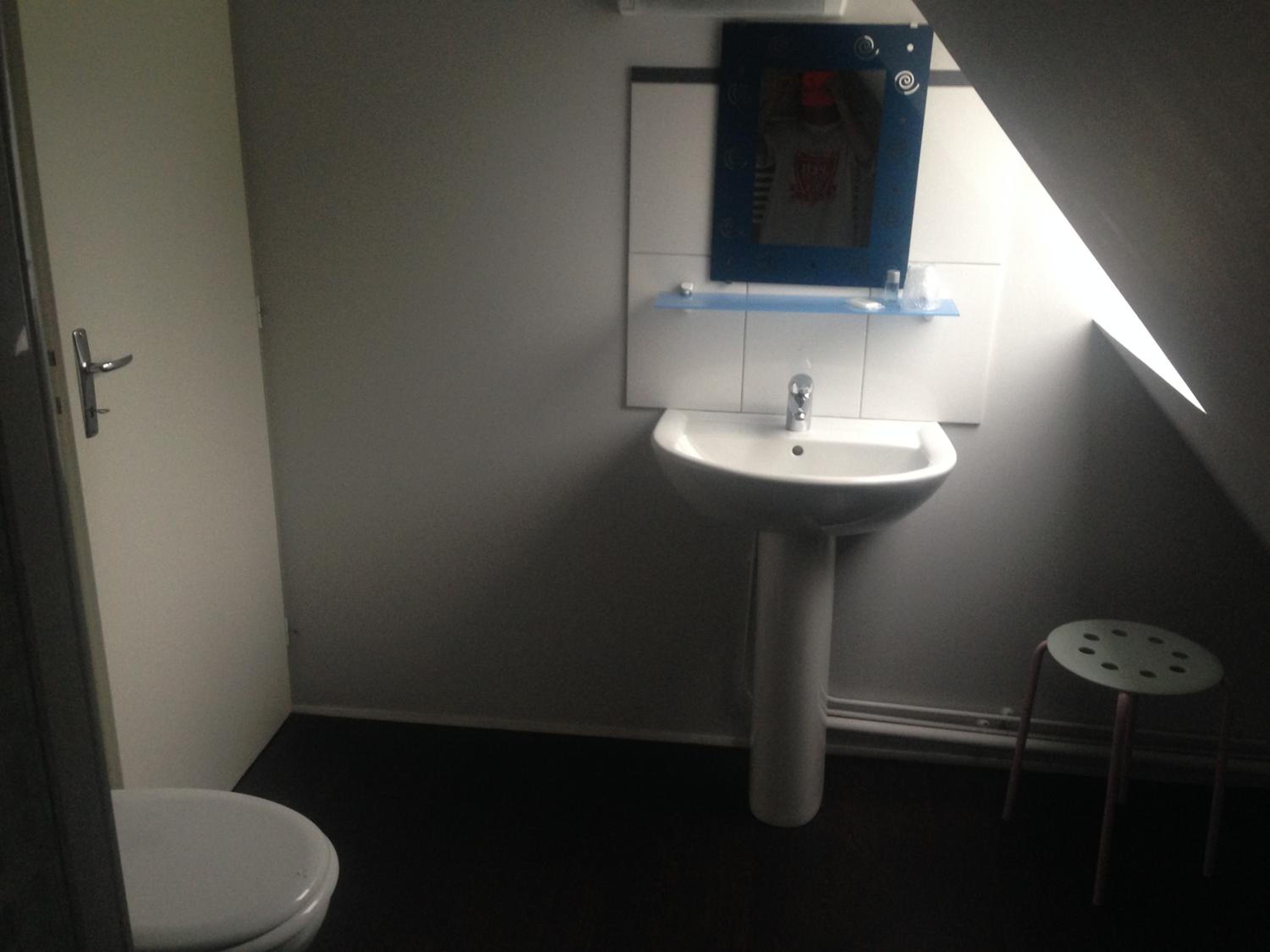 Large Double Room Grangeneuve photo 3