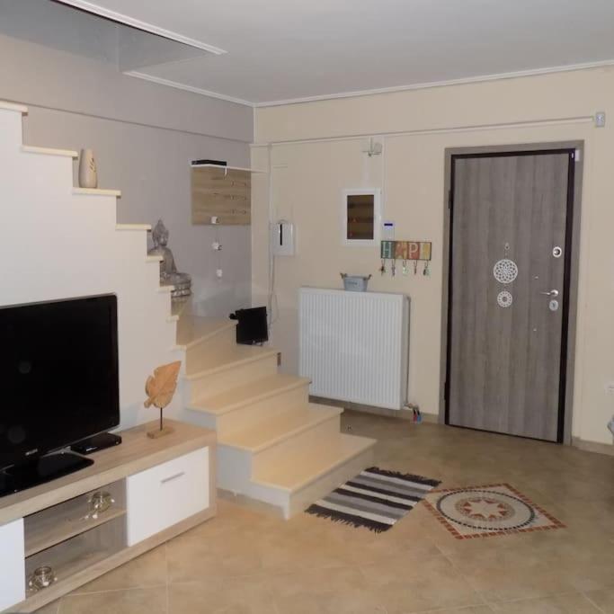 Two-Bedroom House - Photo 5