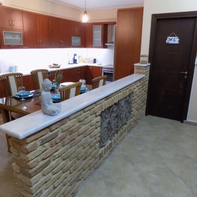 Two-Bedroom House - Photo 12