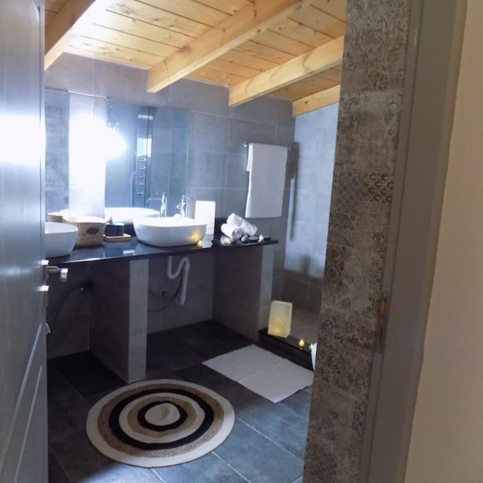 Two-Bedroom House - Photo 24