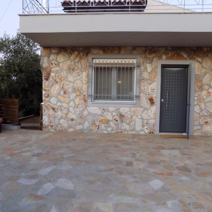Two-Bedroom House - Photo 36