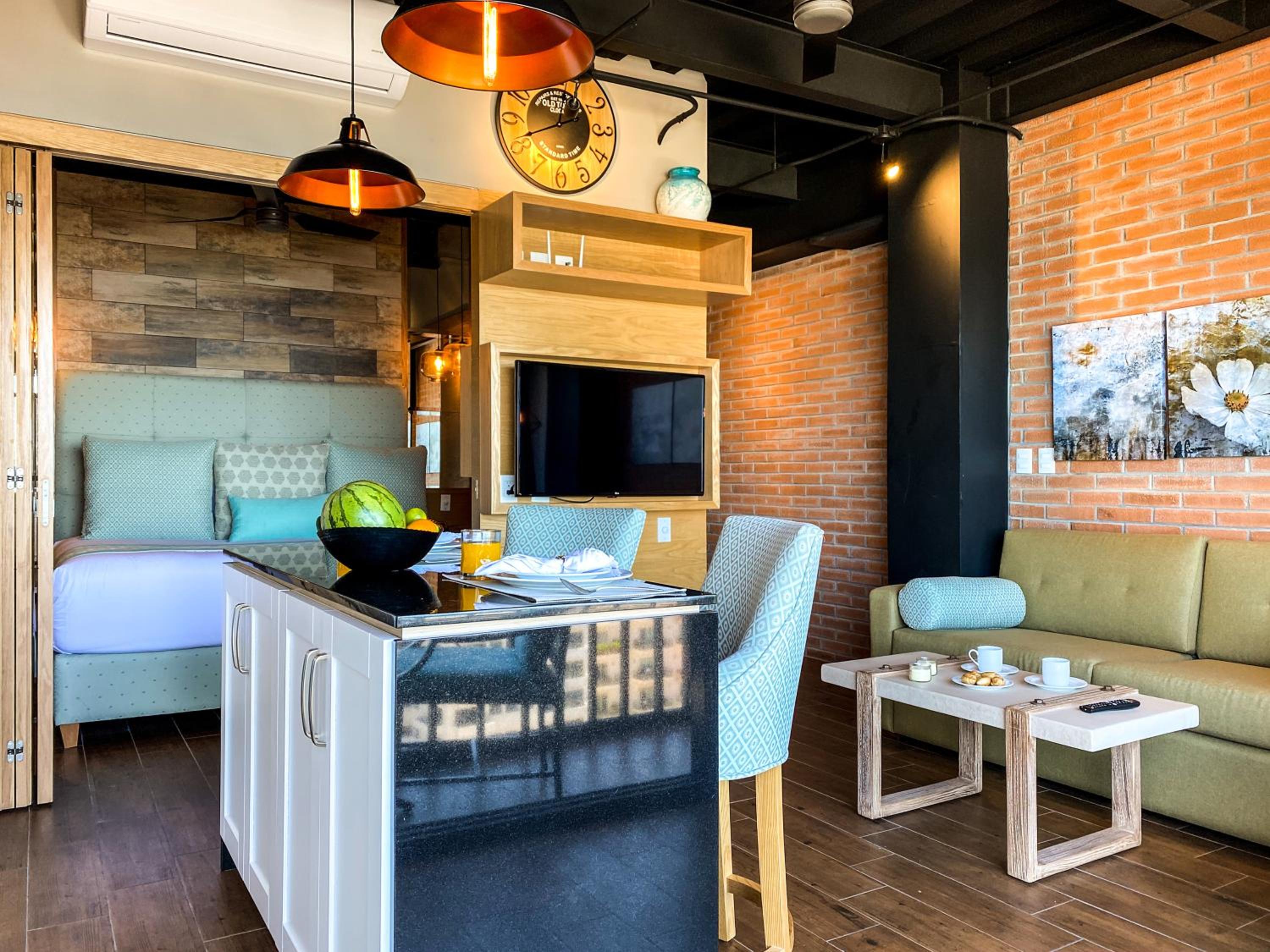 Suite with Sea View - Photo 1