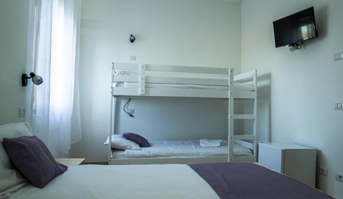 Quadruple Room photo 2