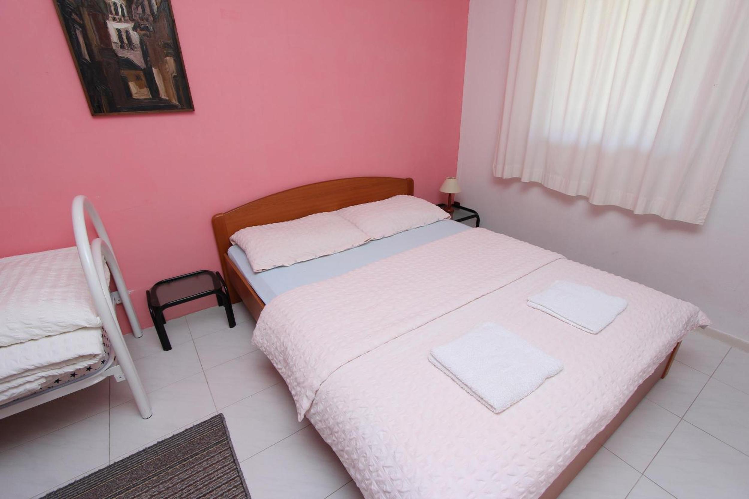 Comfort One-Bedroom Apartment with Balcony